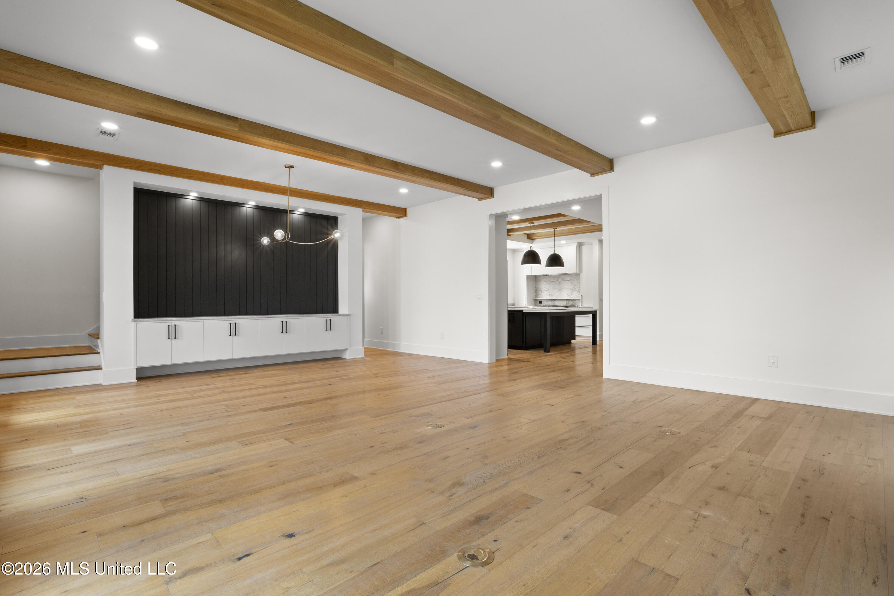 305 Beach Hill Road Property Photo 15