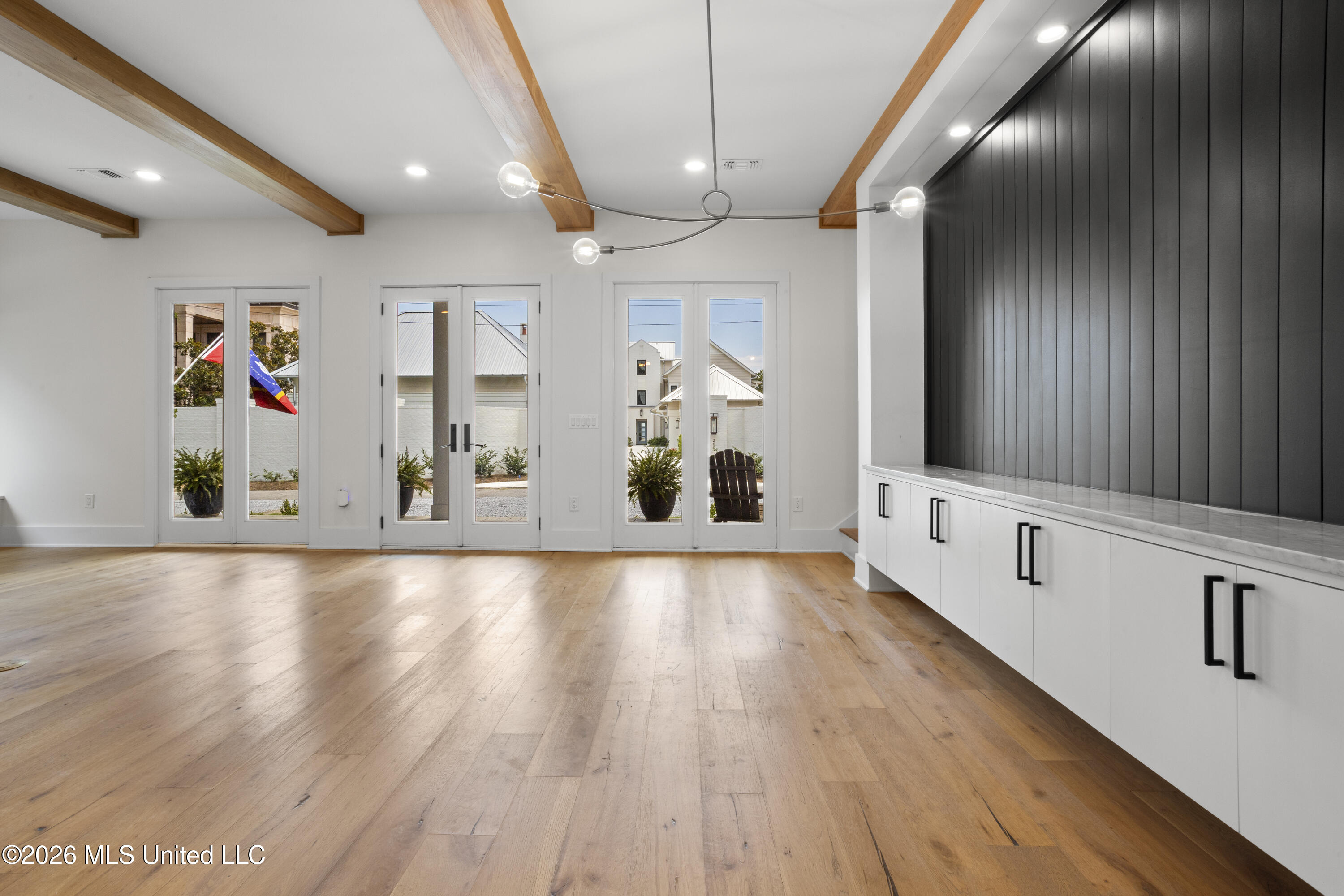 305 Beach Hill Road Property Photo 18