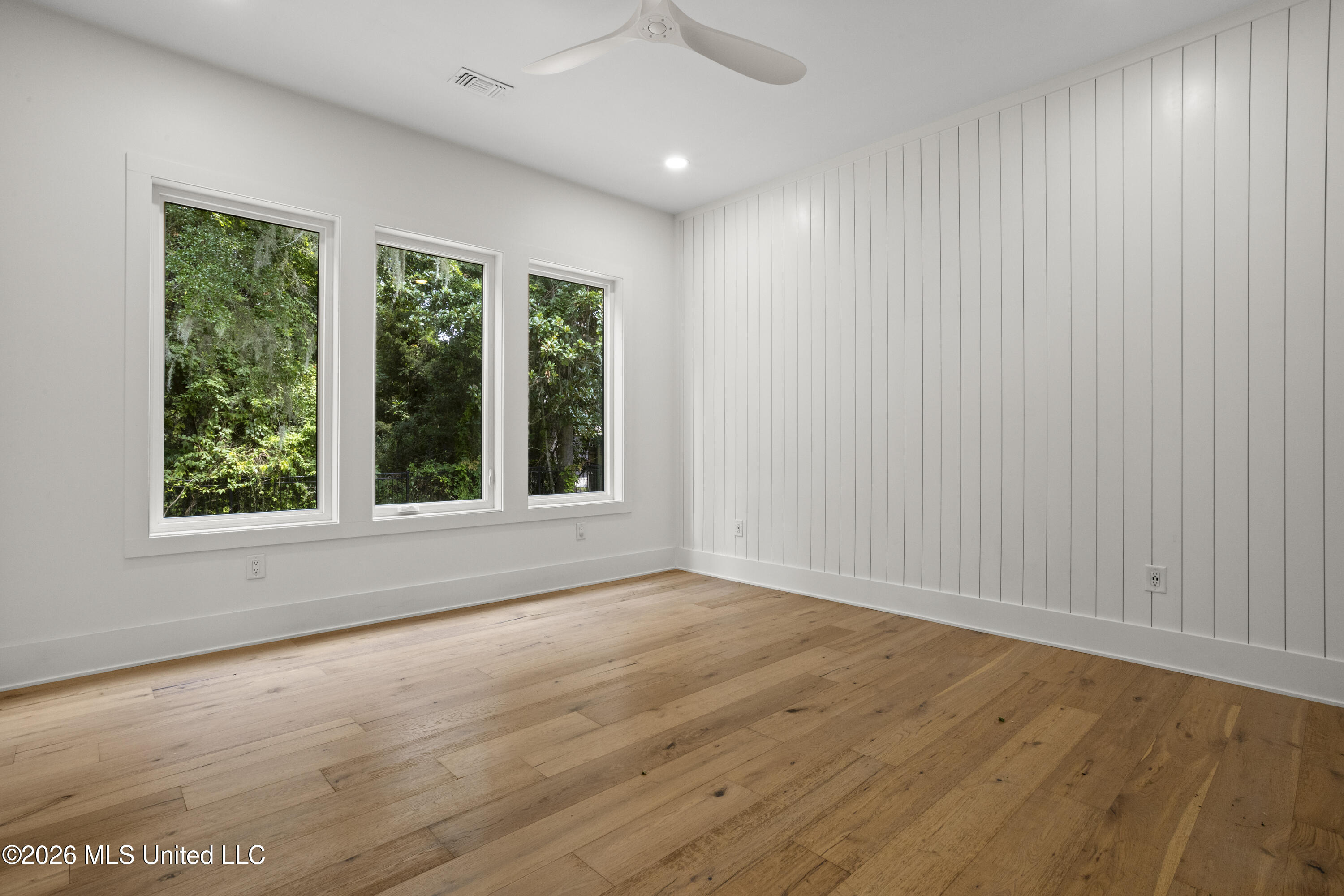 305 Beach Hill Road Property Photo 27