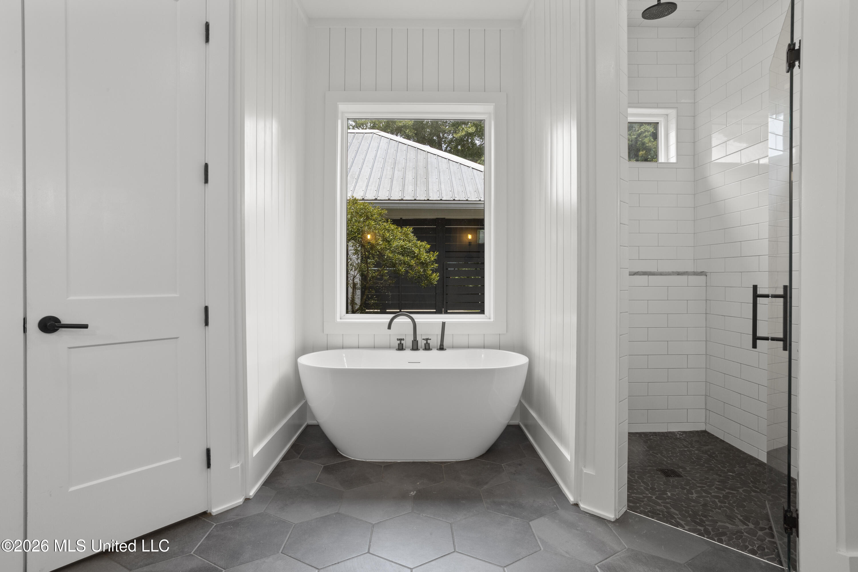 305 Beach Hill Road Property Photo 32