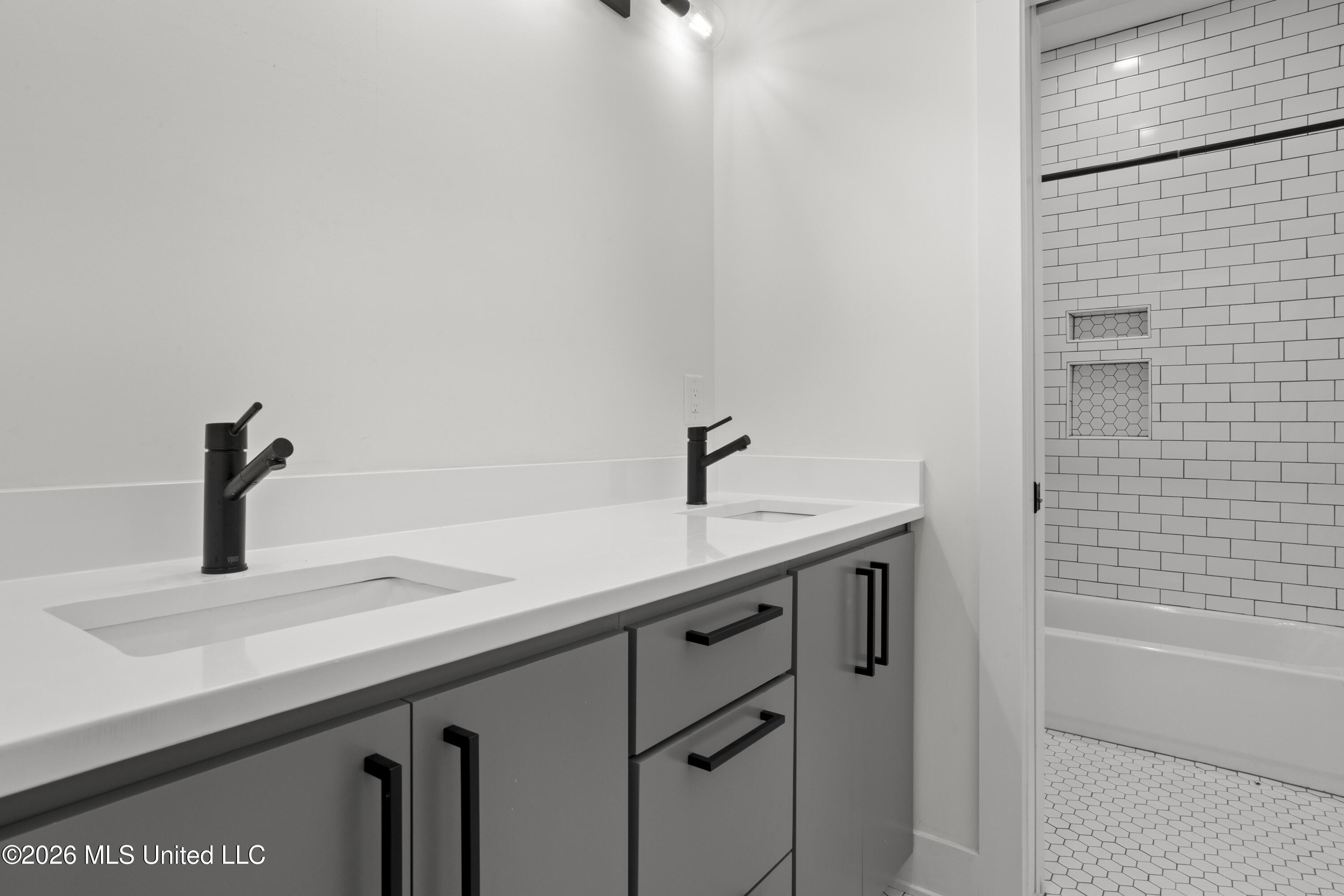 305 Beach Hill Road Property Photo 45