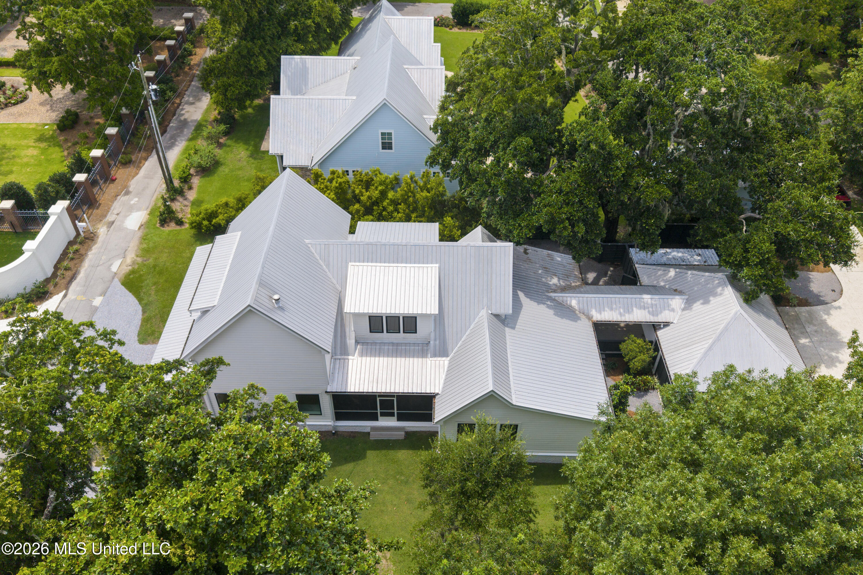 305 Beach Hill Road Property Photo 56