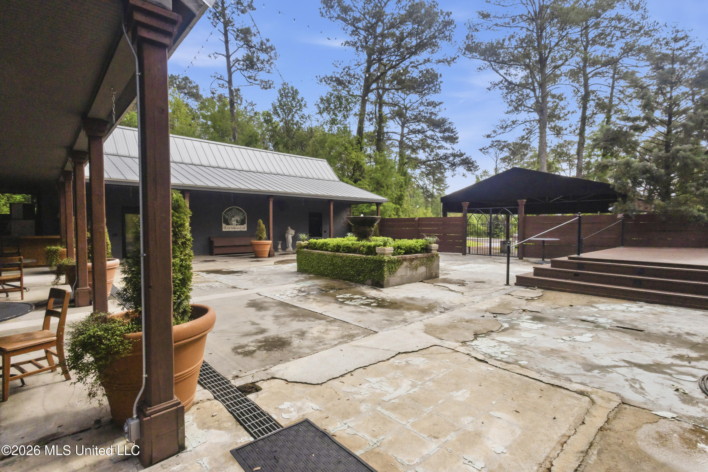 3135 Us-51 Property Photo 5