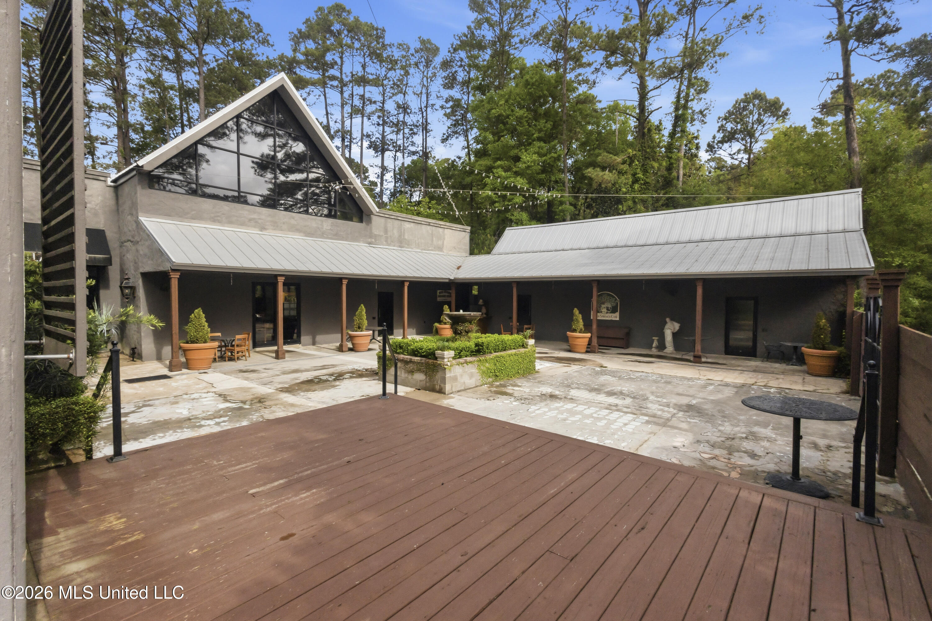 3135 Us-51 Property Photo 6