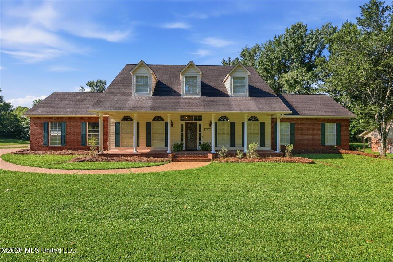 1919 Mcraven Road Property Photo 1