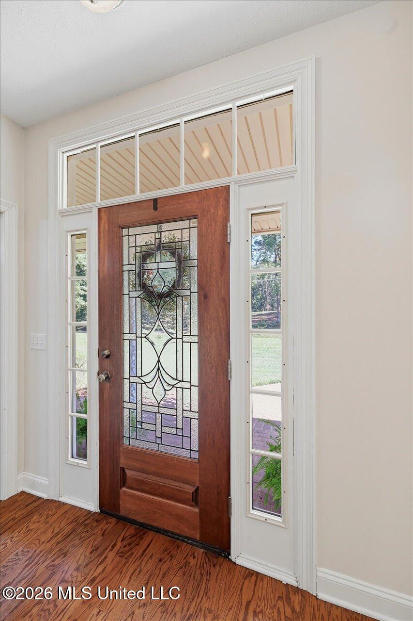 1919 Mcraven Road Property Photo 4