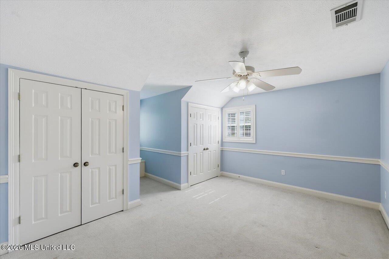 1919 Mcraven Road Property Photo 26