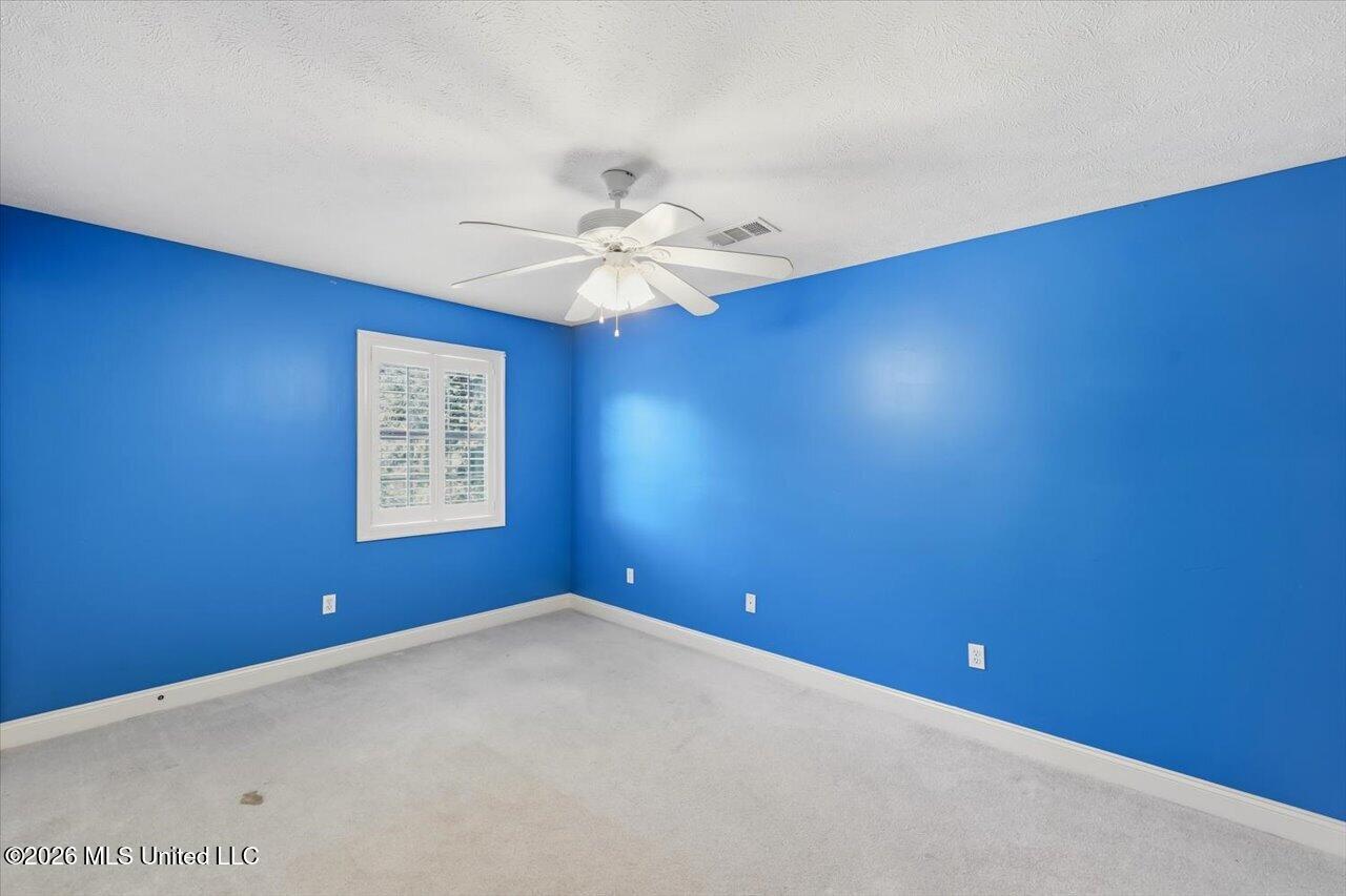 1919 Mcraven Road Property Photo 29