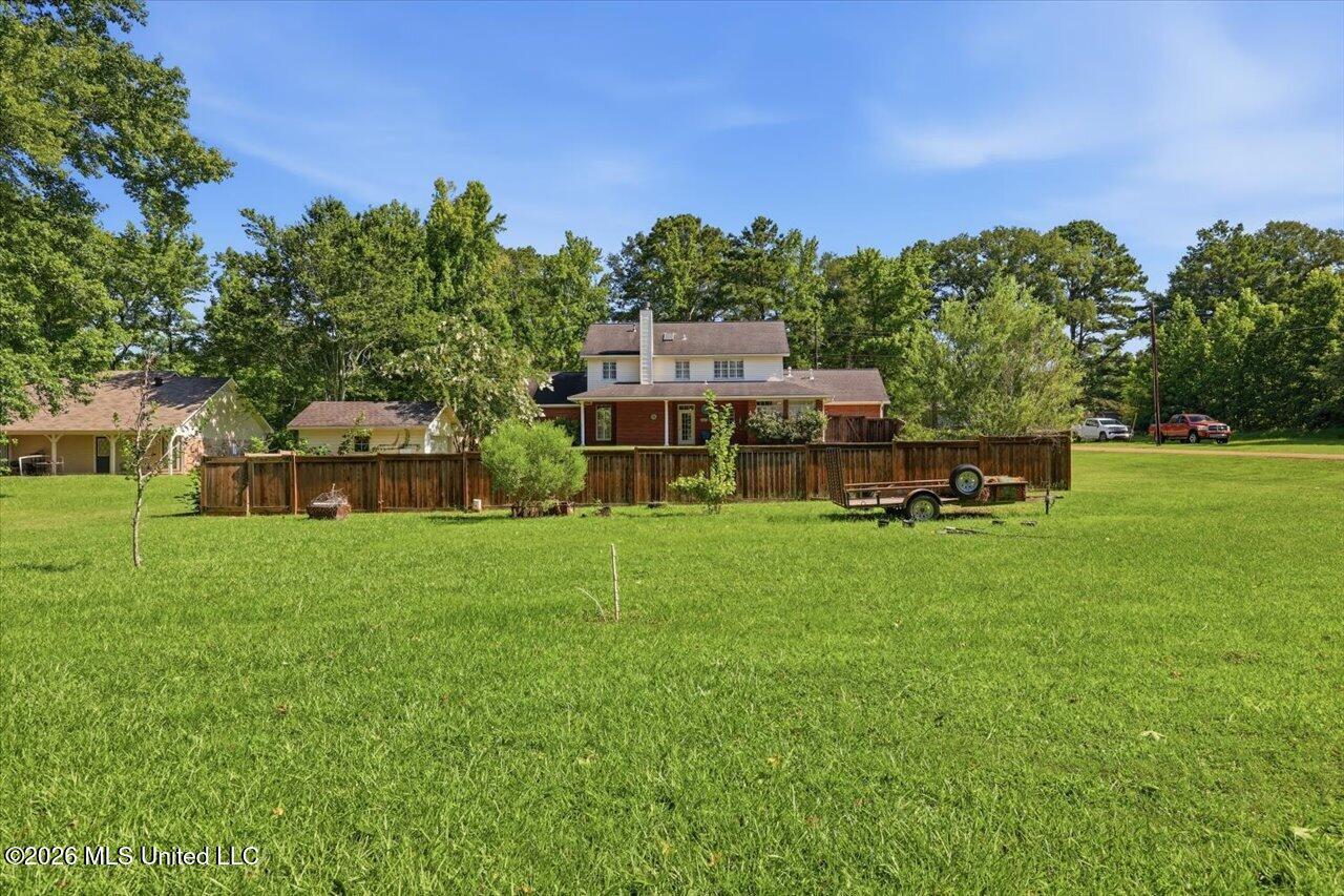 1919 Mcraven Road Property Photo 39