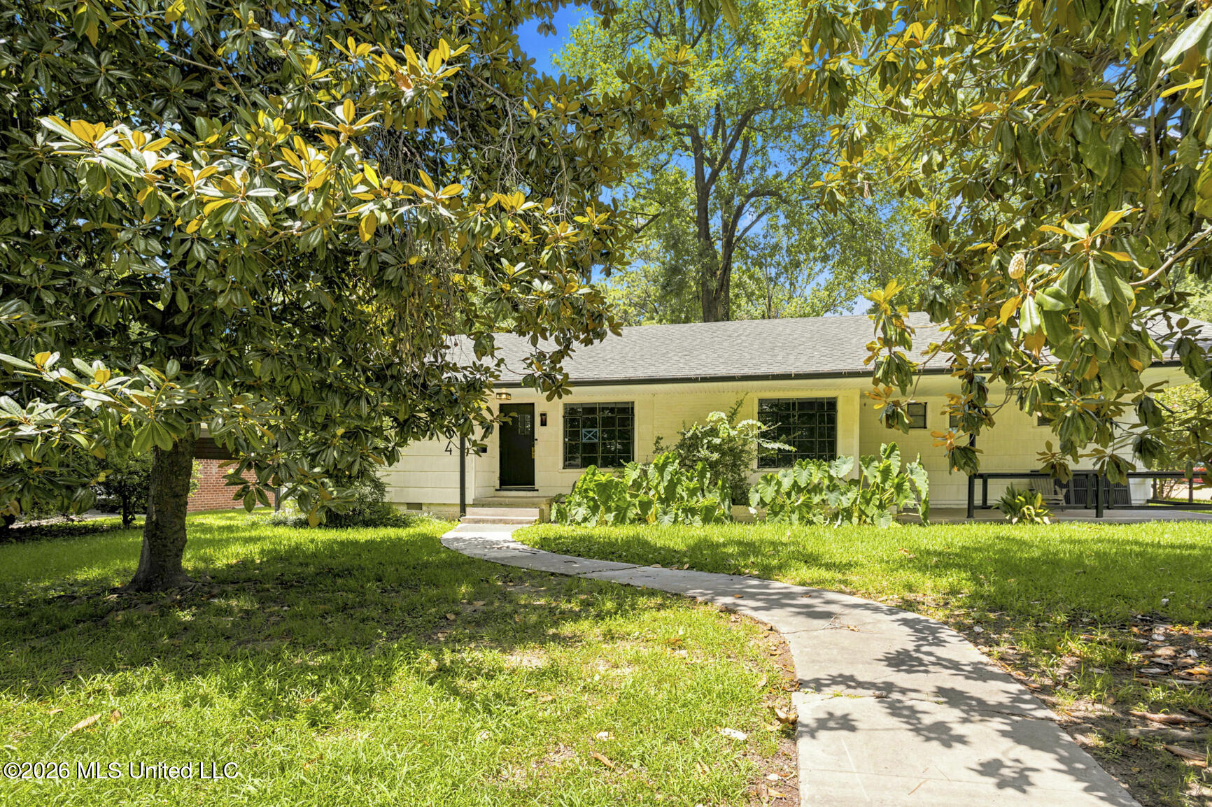 964 Meadow Heights Drive Property Photo 1
