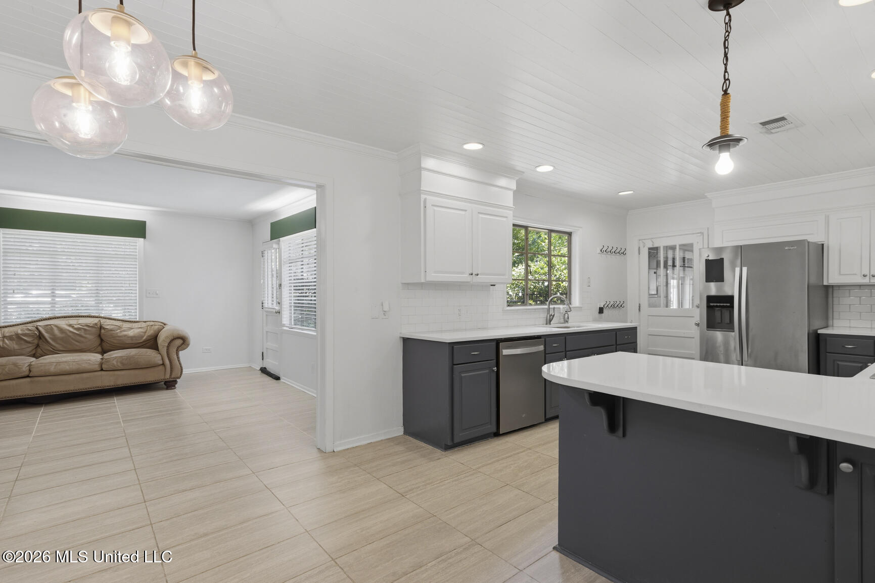 964 Meadow Heights Drive Property Photo 10