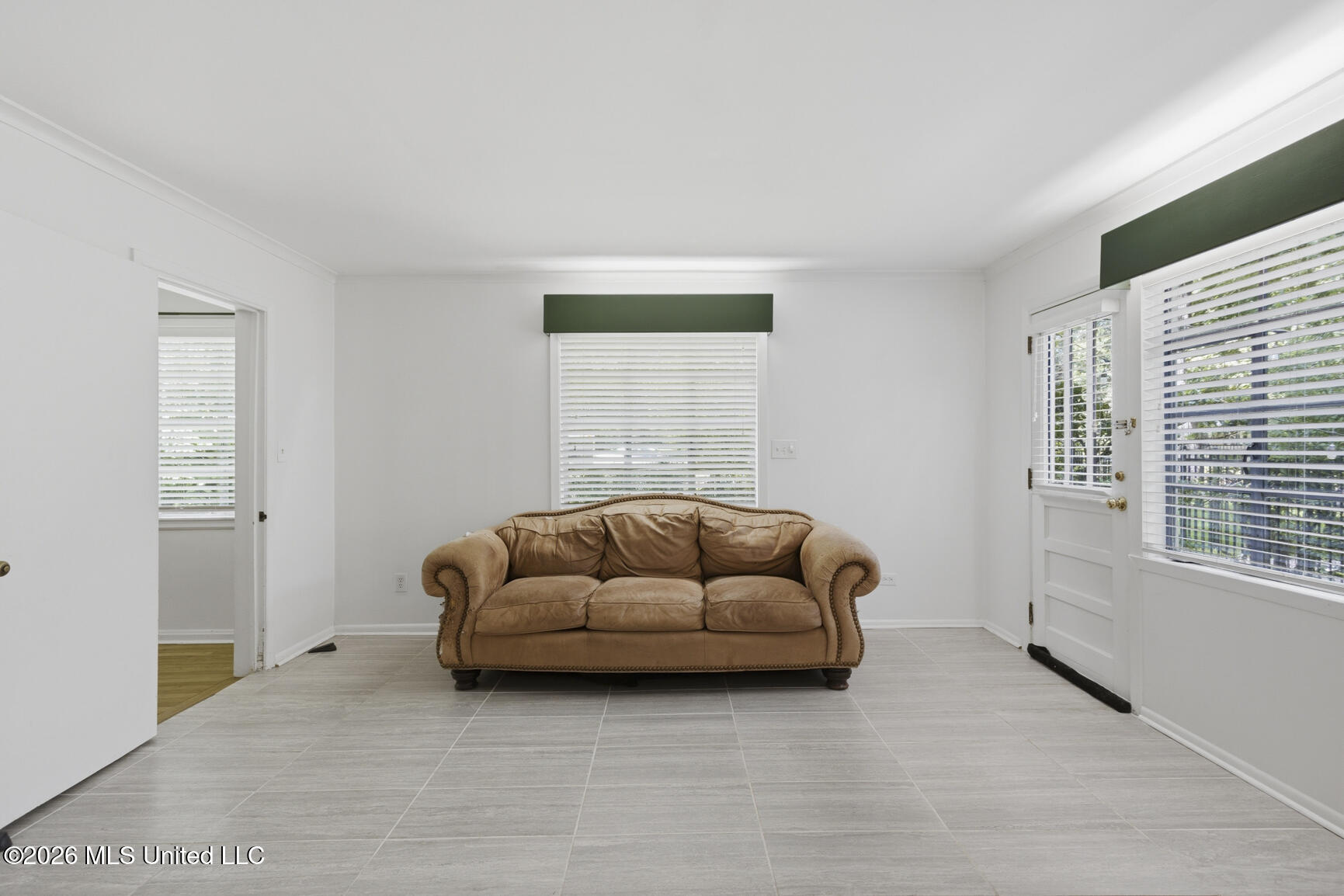 964 Meadow Heights Drive Property Photo 18