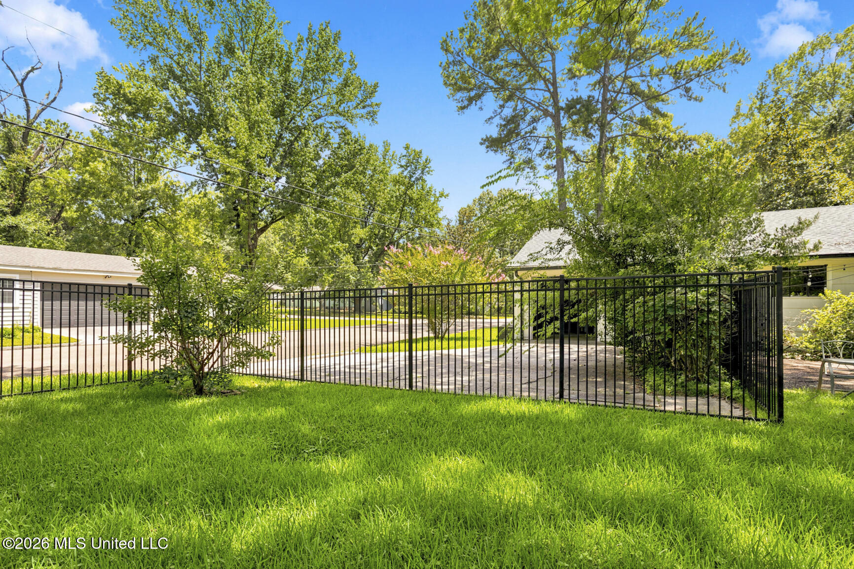 964 Meadow Heights Drive Property Photo 32