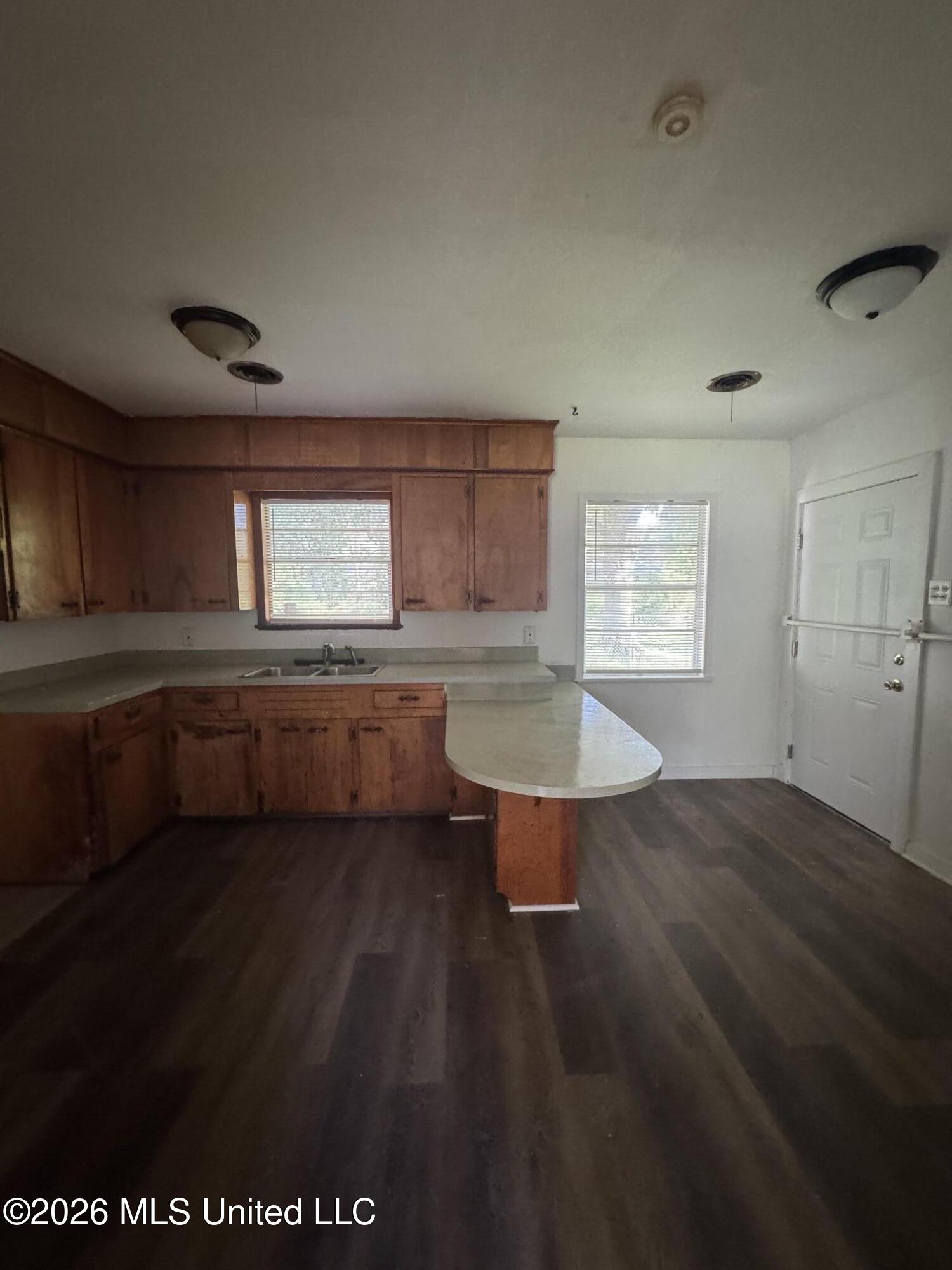 1044 Cooper Road Property Photo 5