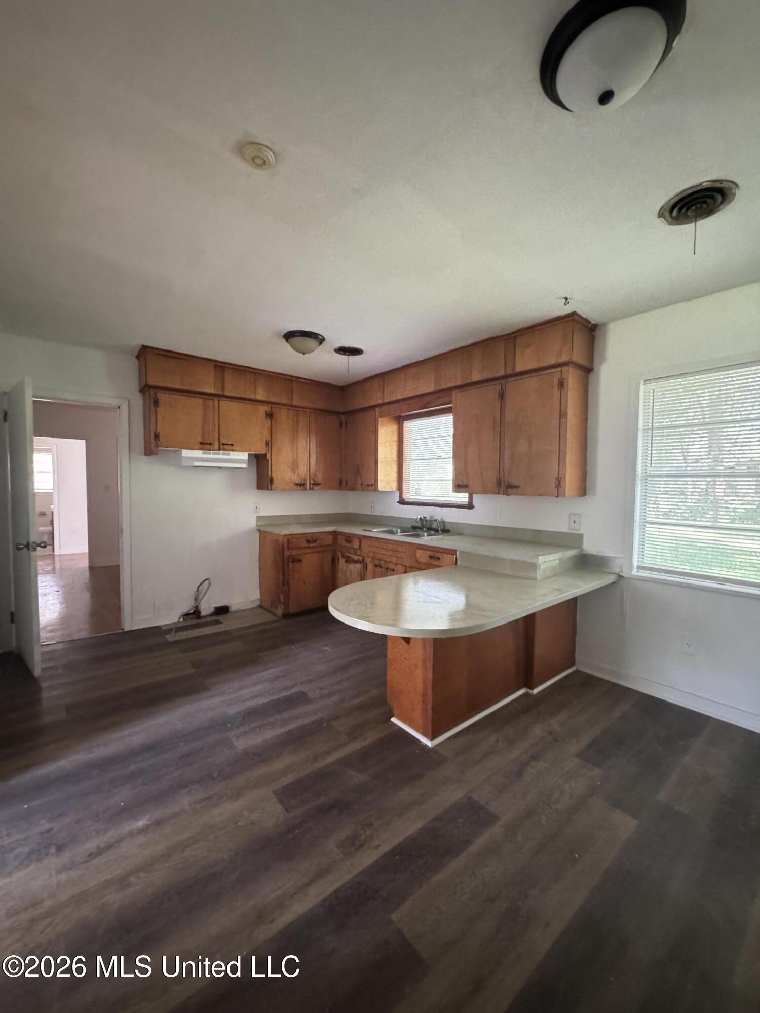 1044 Cooper Road Property Photo 6