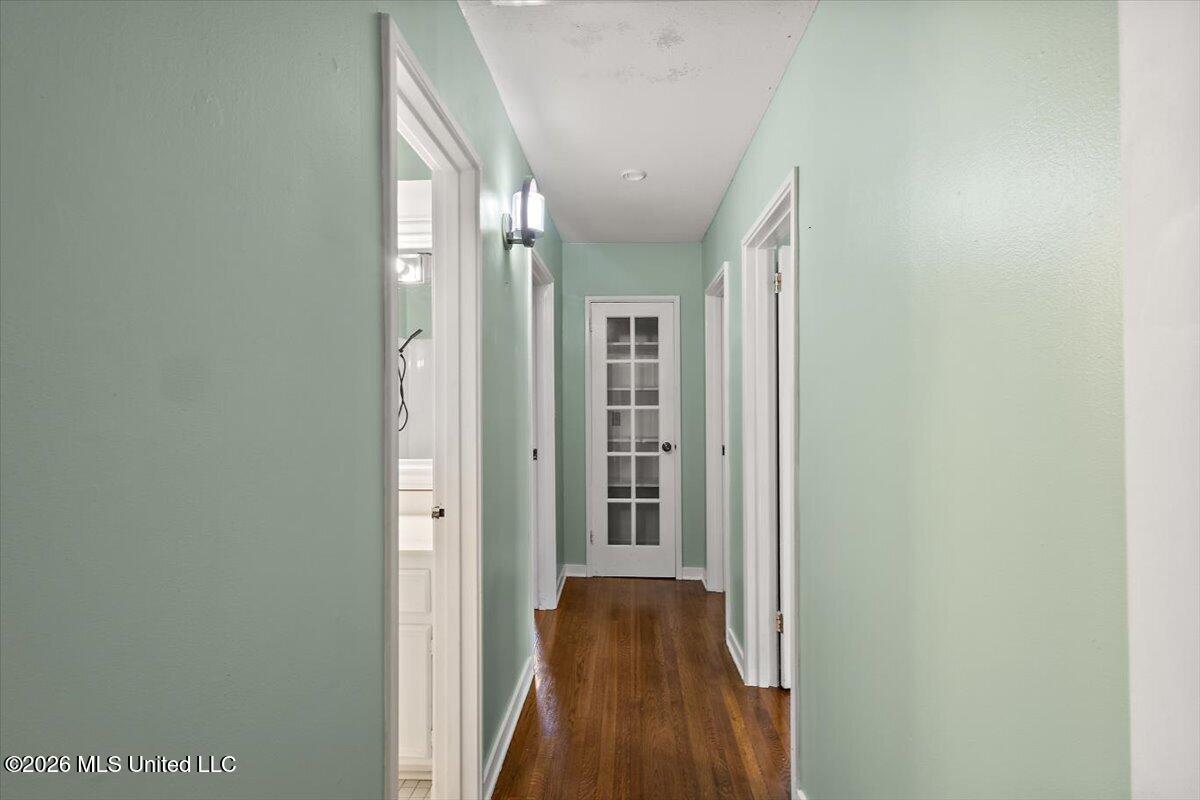 1633 Winchester Street Property Photo 14