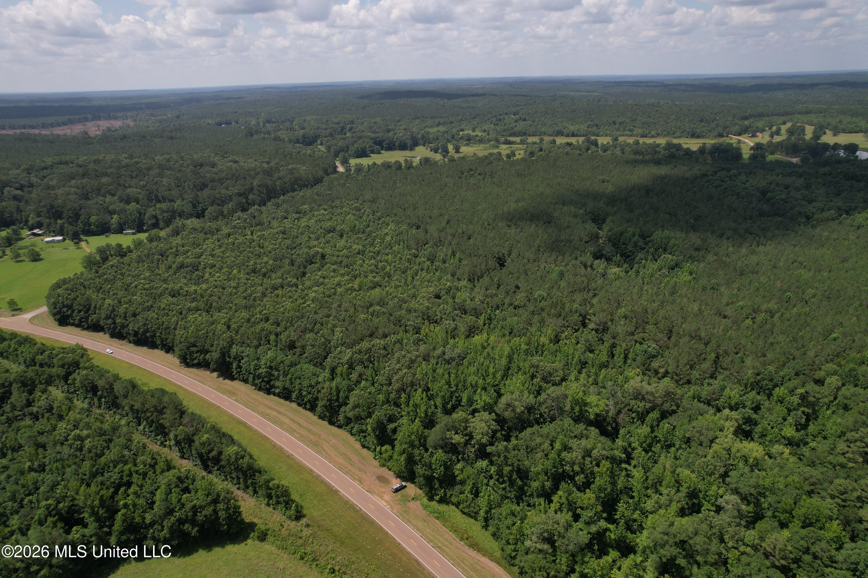 Highway 407 Property Photo 17