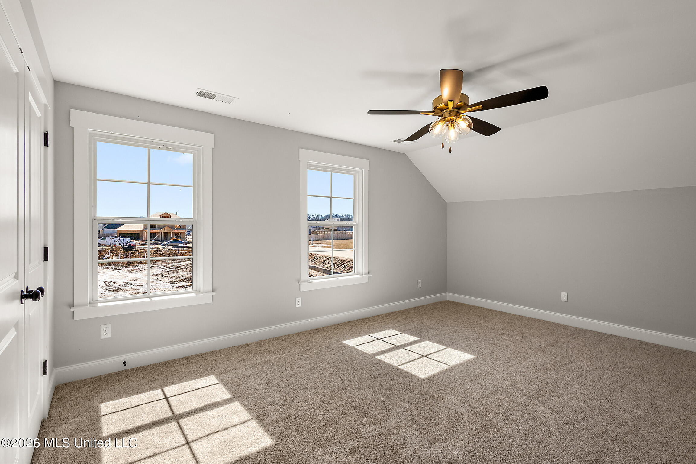 7570 Thomas Riley Street Property Photo 24