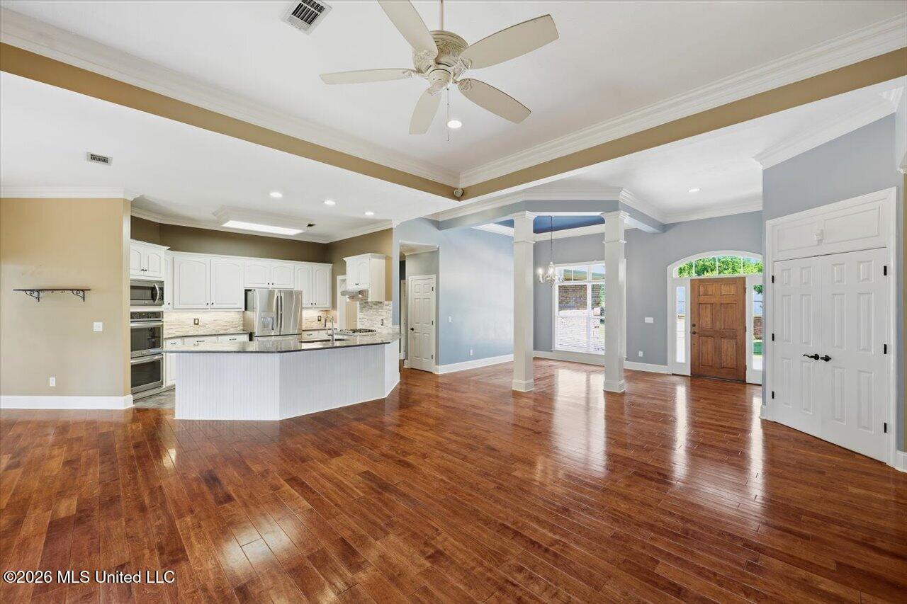 106 Ellicot Burn Property Photo 5