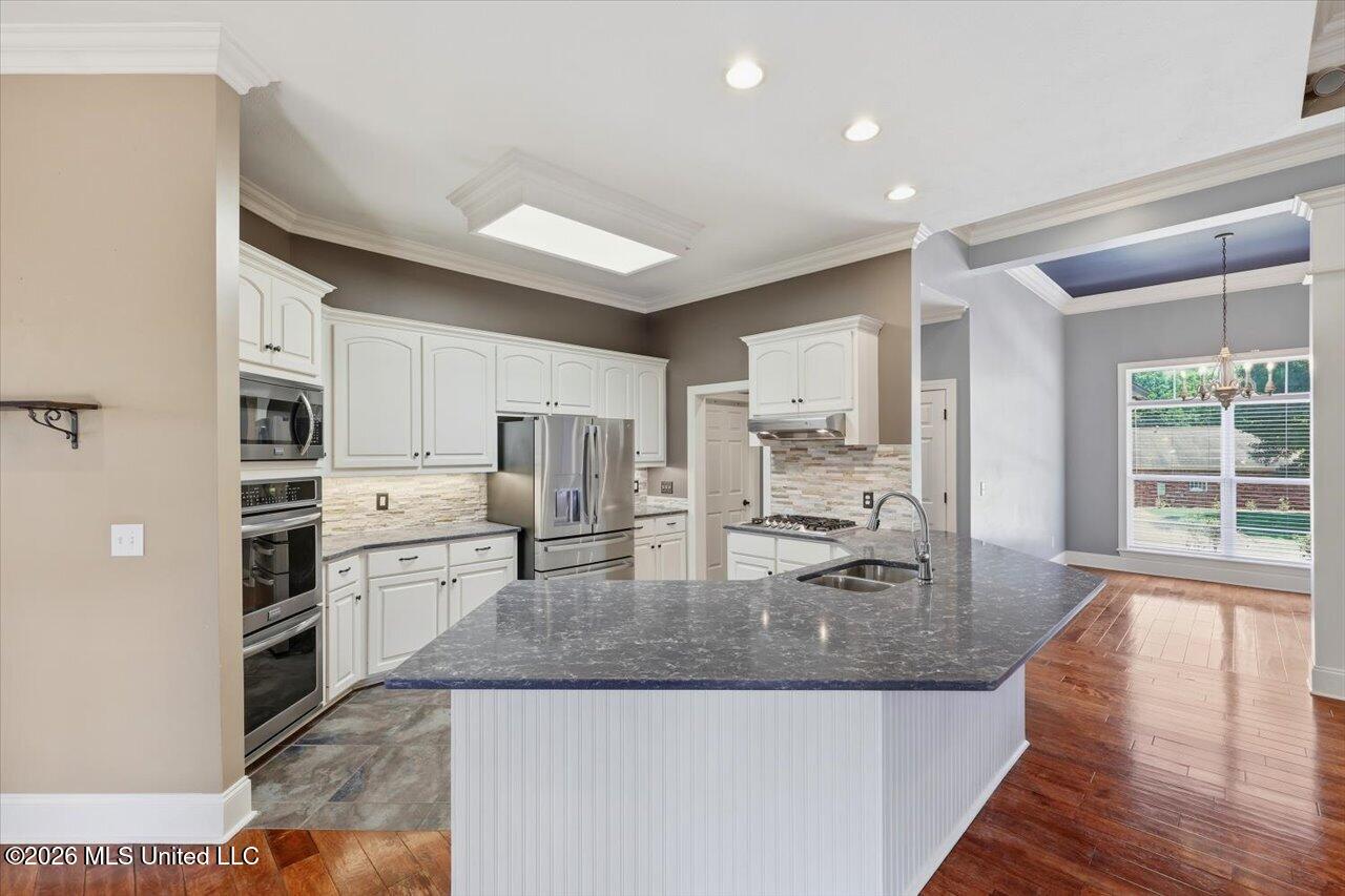 106 Ellicot Burn Property Photo 8