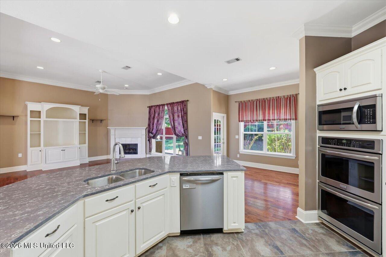 106 Ellicot Burn Property Photo 12