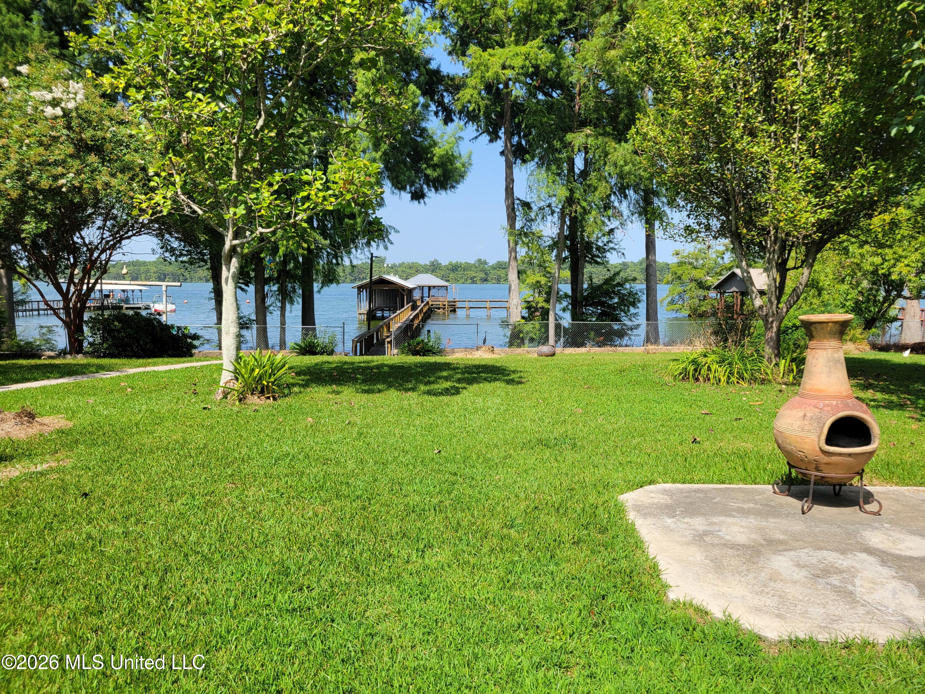 408 Louisiana 569 Property Photo 3