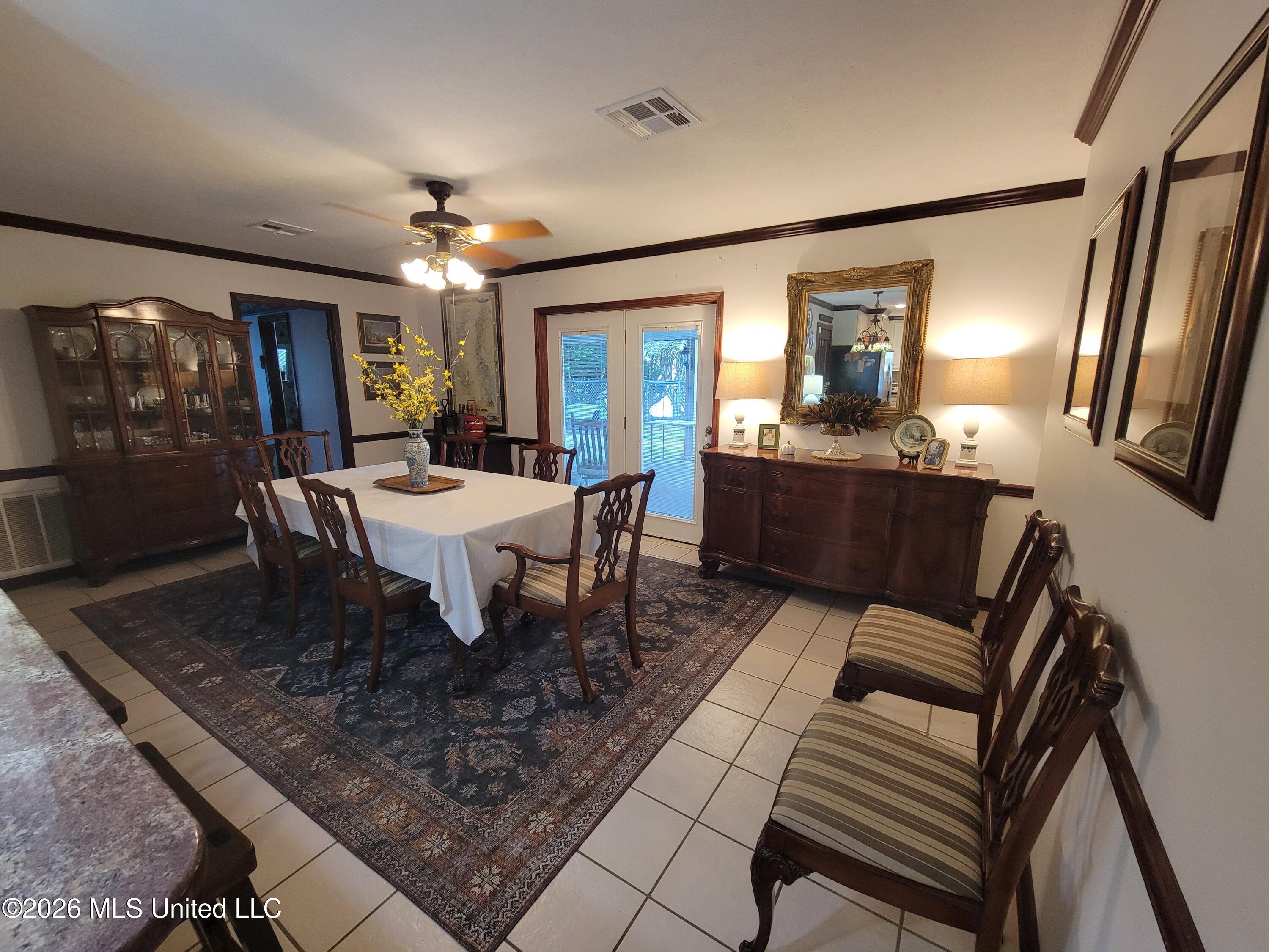 408 Louisiana 569 Property Photo 10