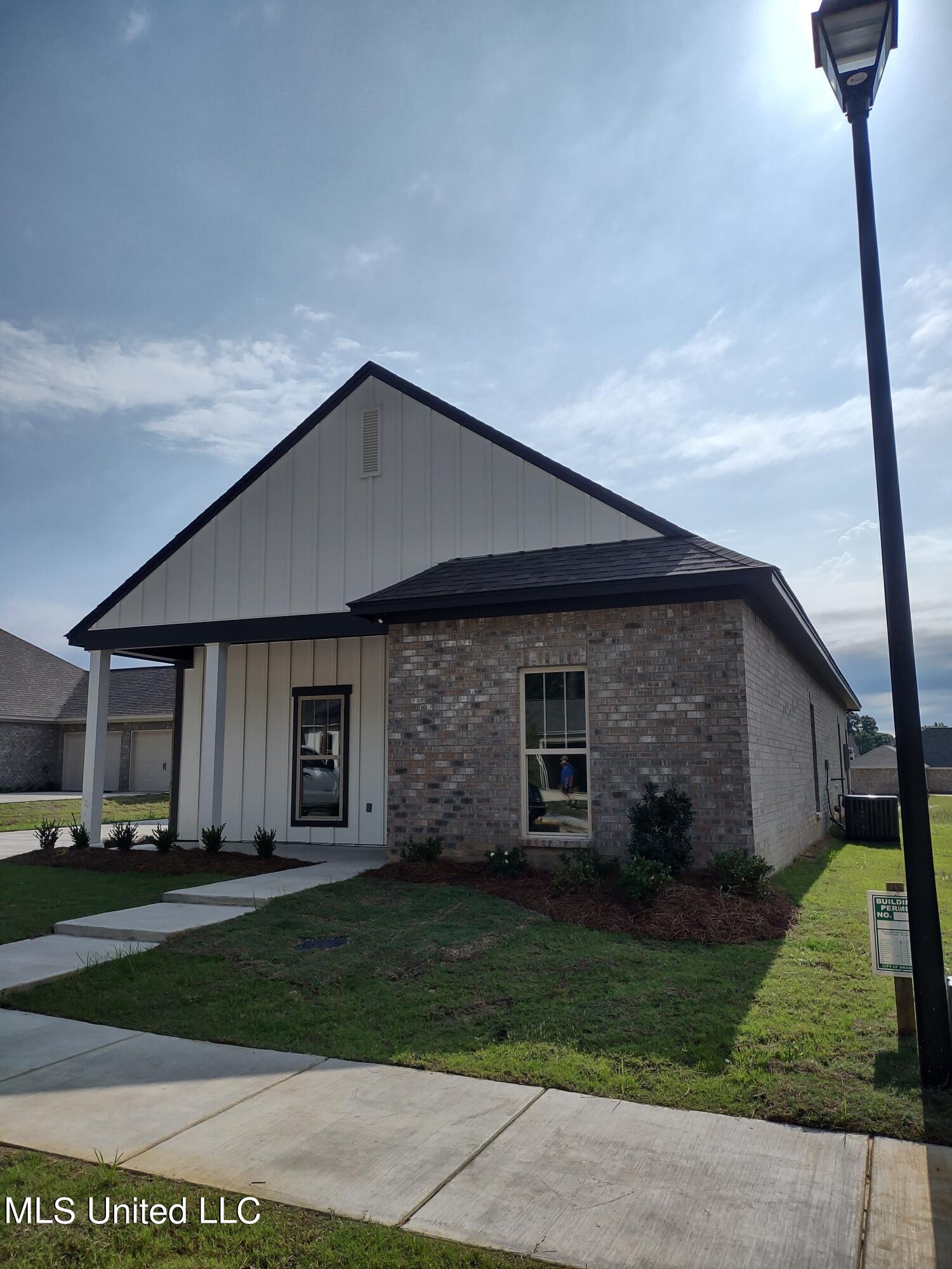 843 Long Leaf Circle Property Photo 25