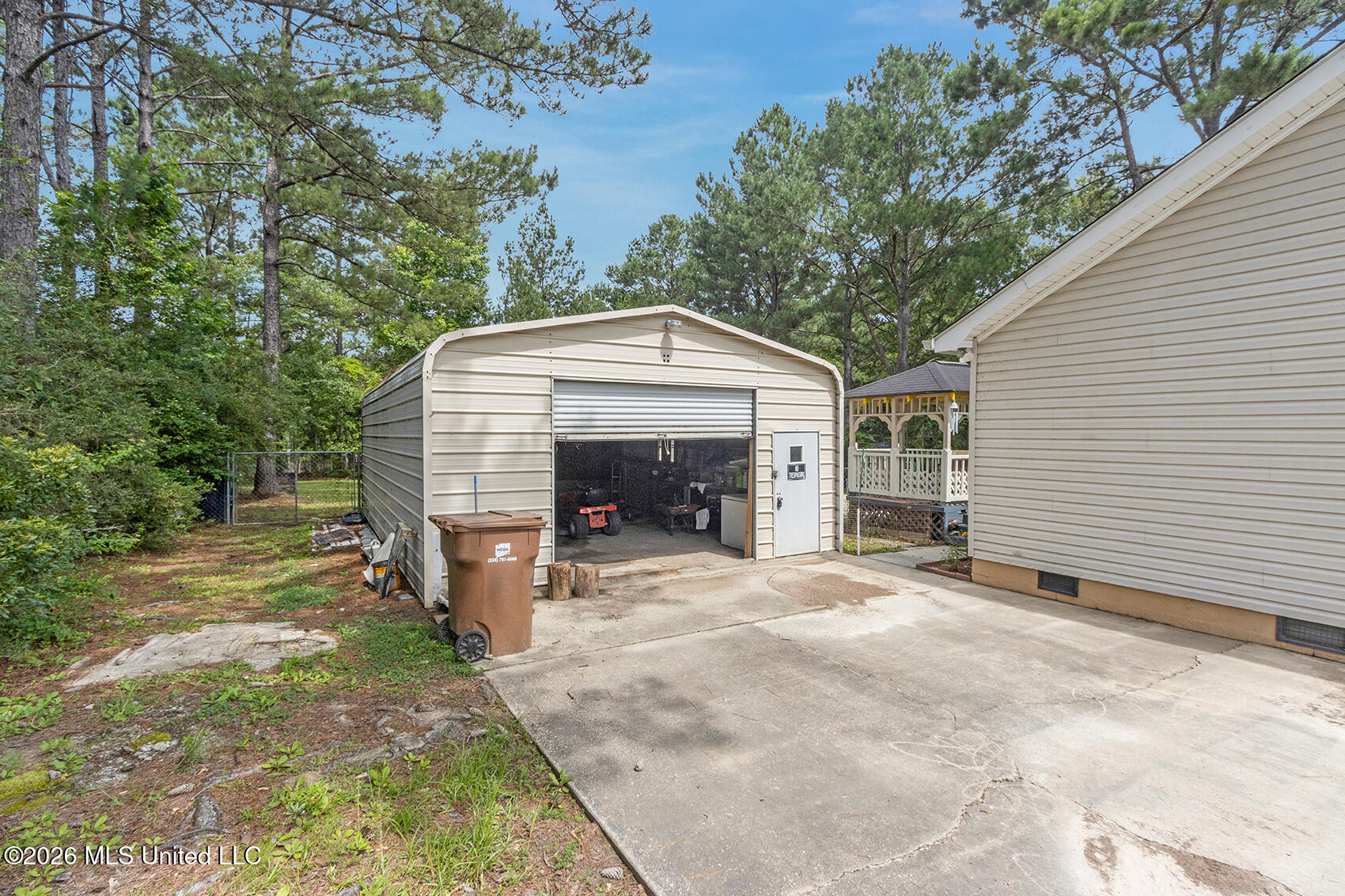 19457 Lennis Cuevas Road Property Photo 2