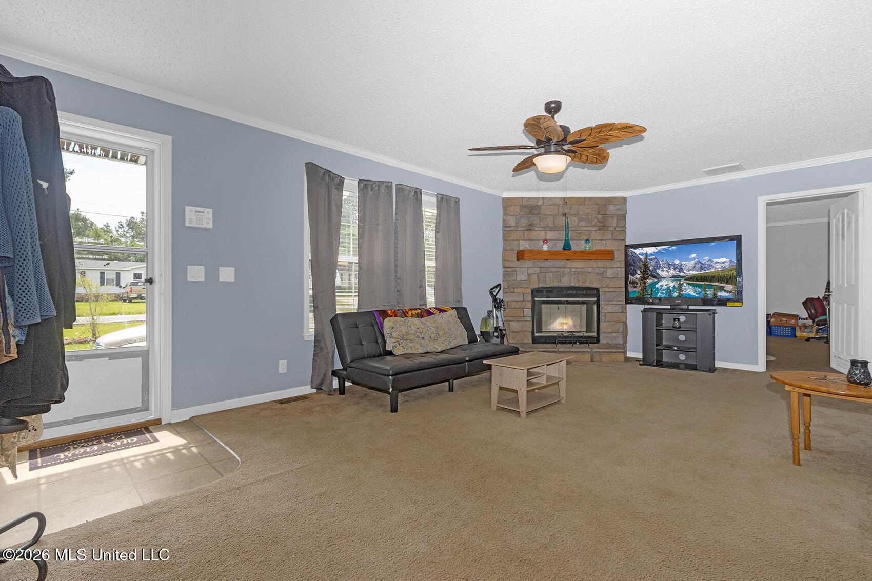 19457 Lennis Cuevas Road Property Photo 3