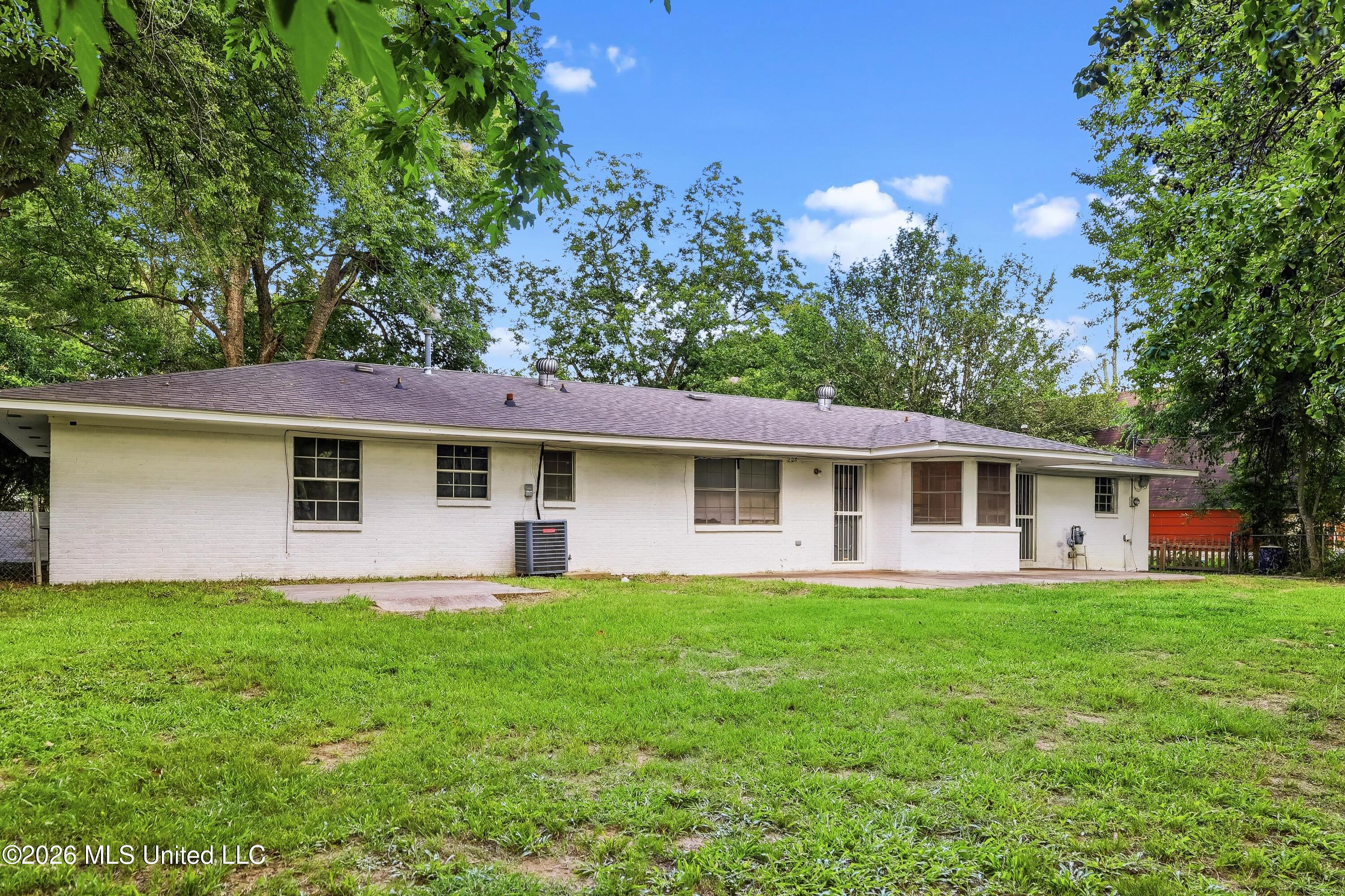 225 Rebecca Drive Property Photo 25