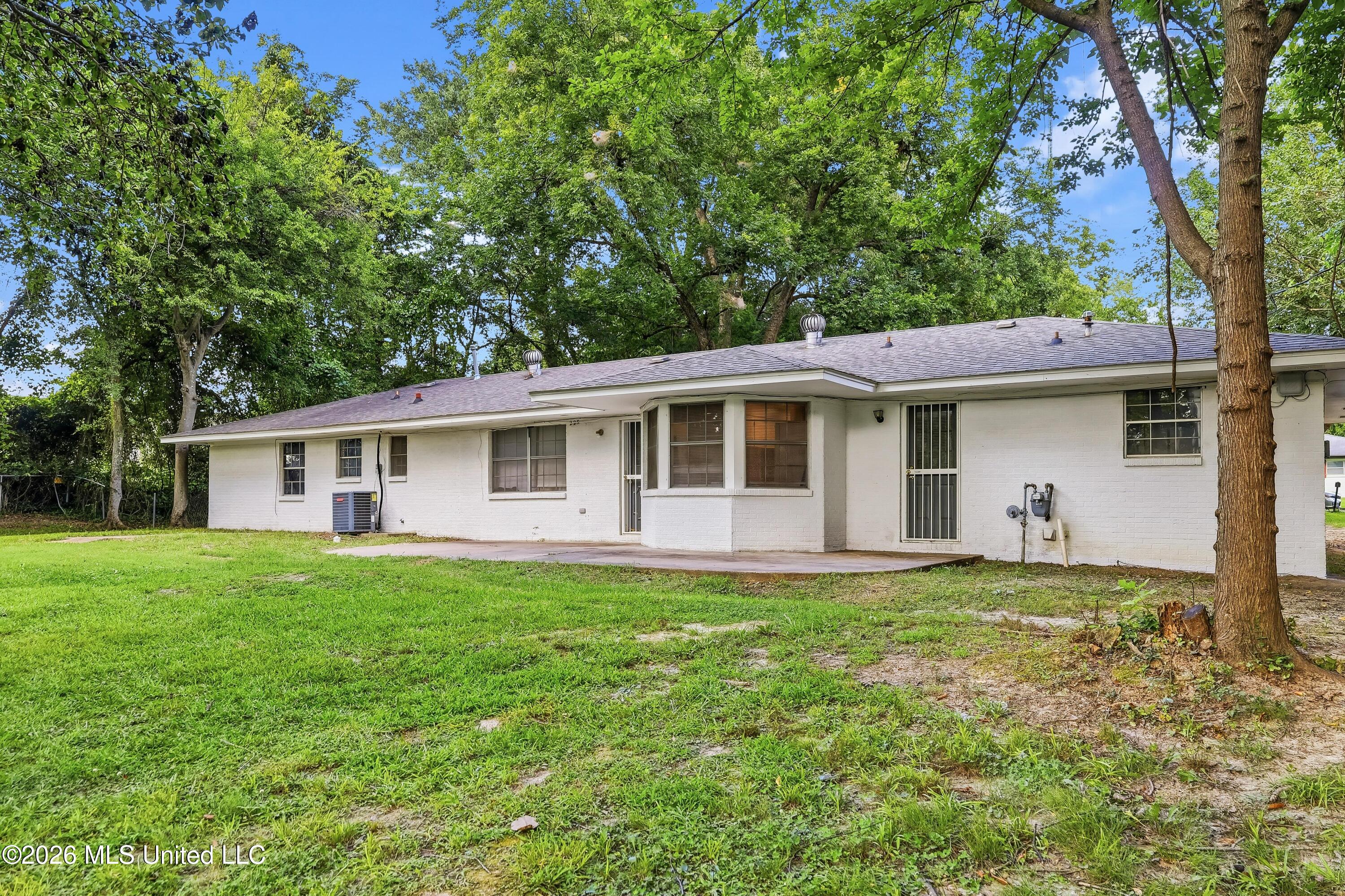 225 Rebecca Drive Property Photo 26
