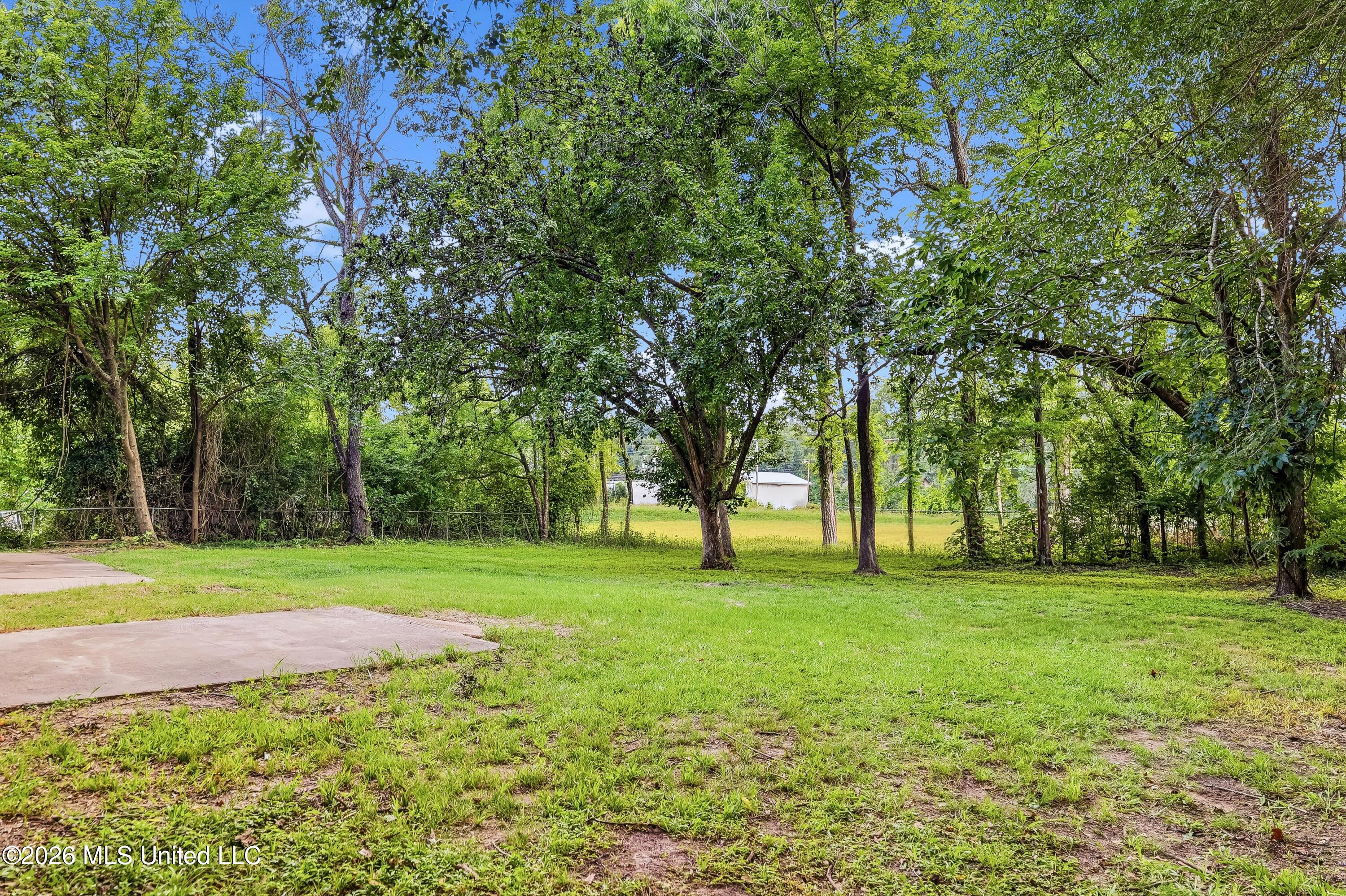 225 Rebecca Drive Property Photo 28