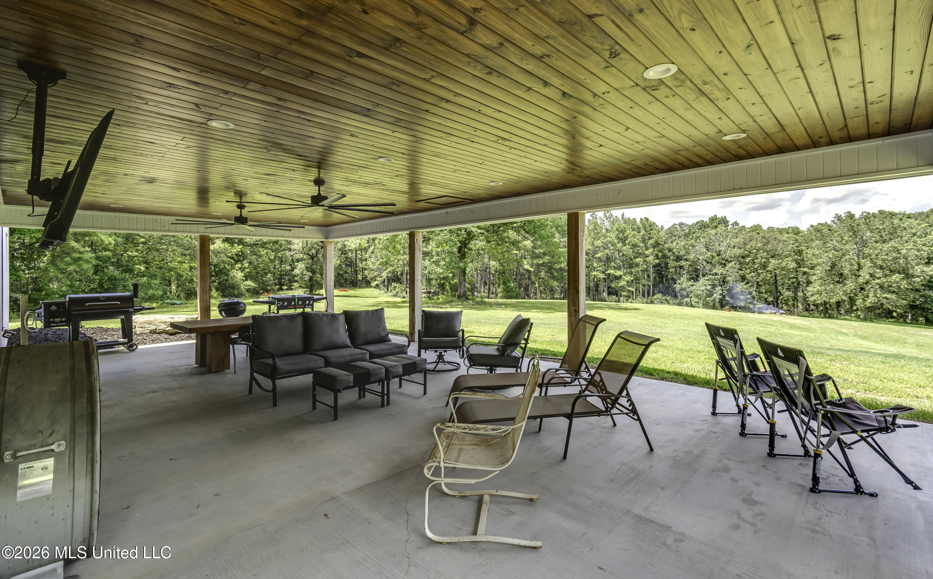 486 Holifield Circle Property Photo 4