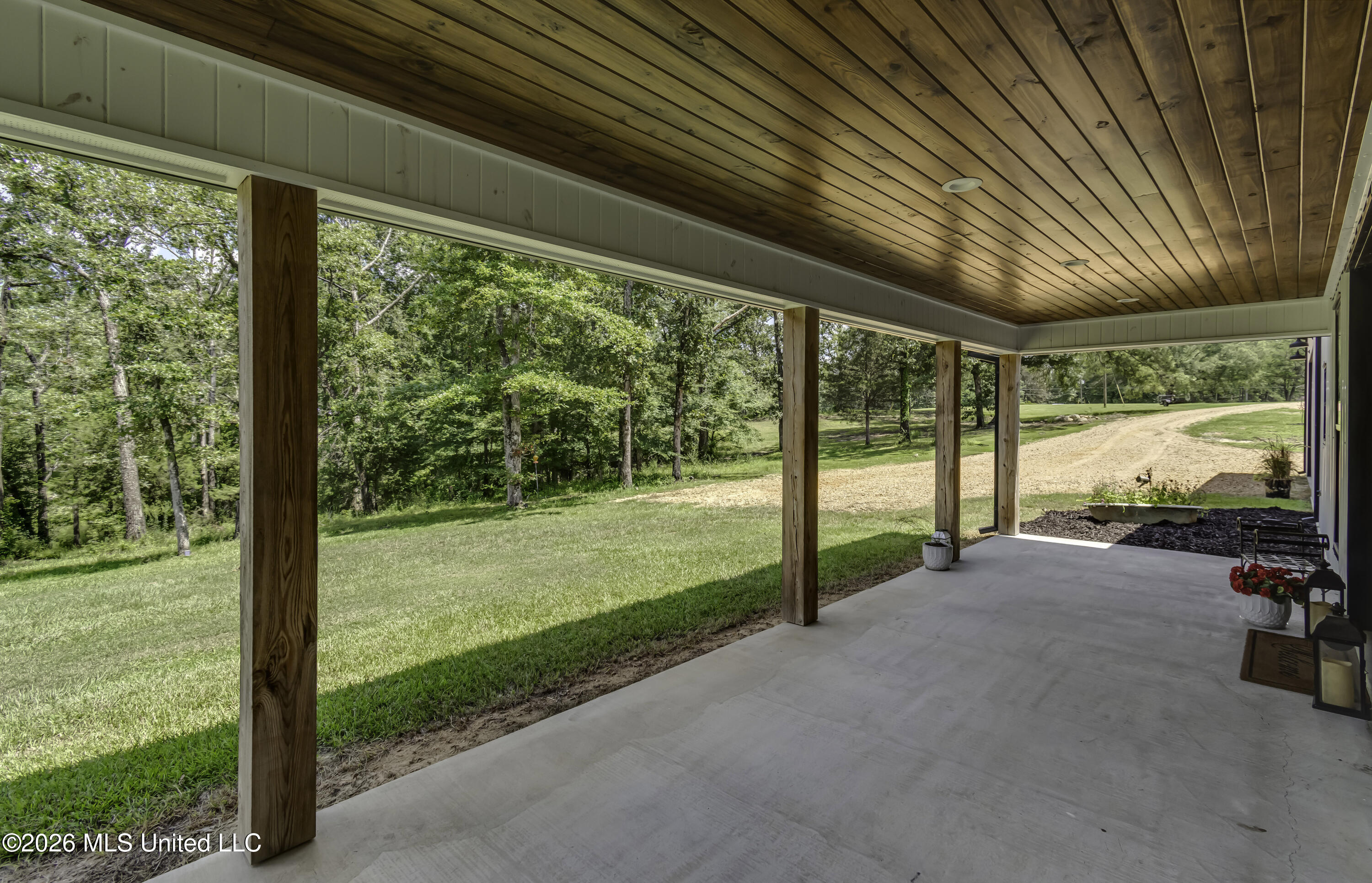 486 Holifield Circle Property Photo 7