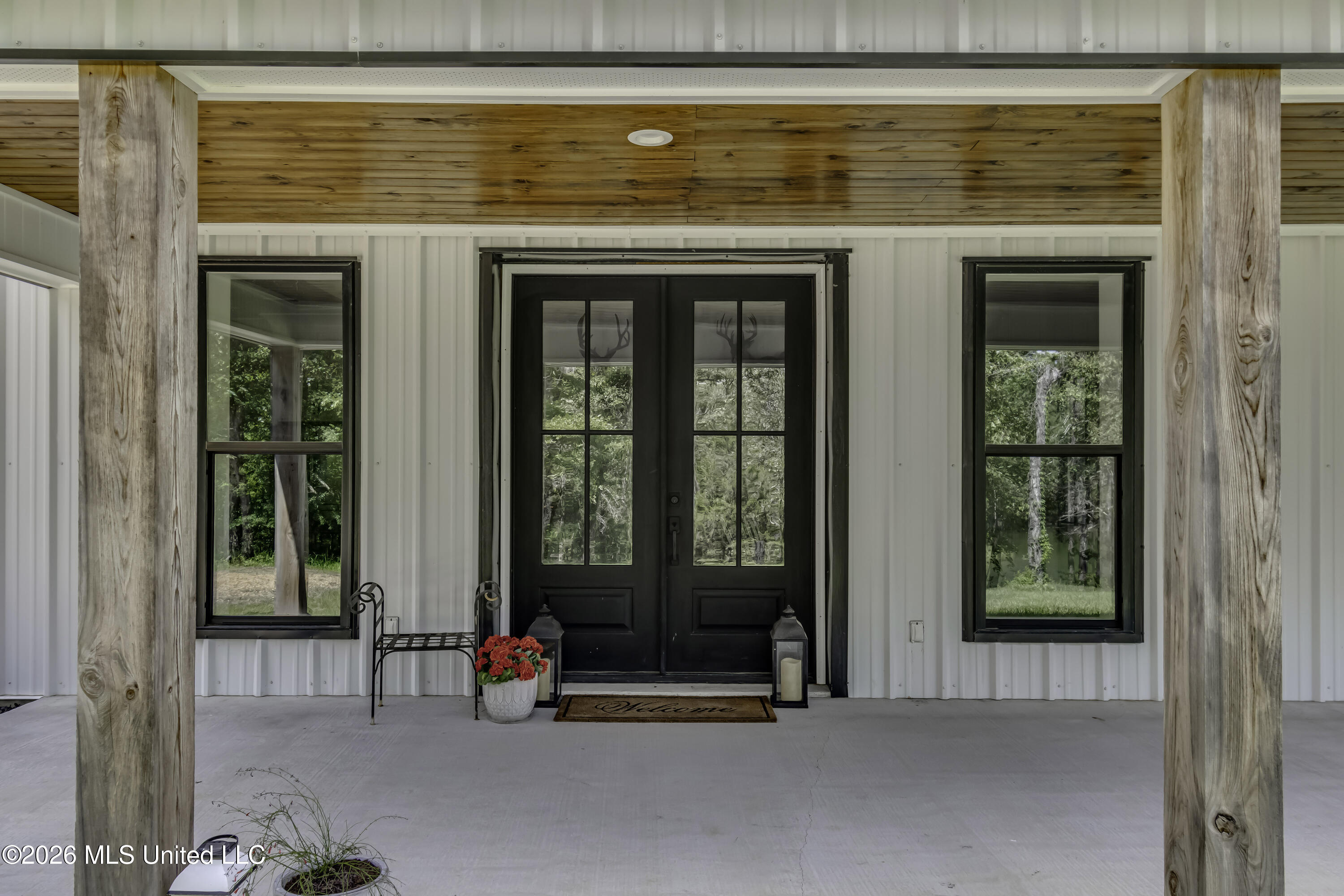486 Holifield Circle Property Photo 8