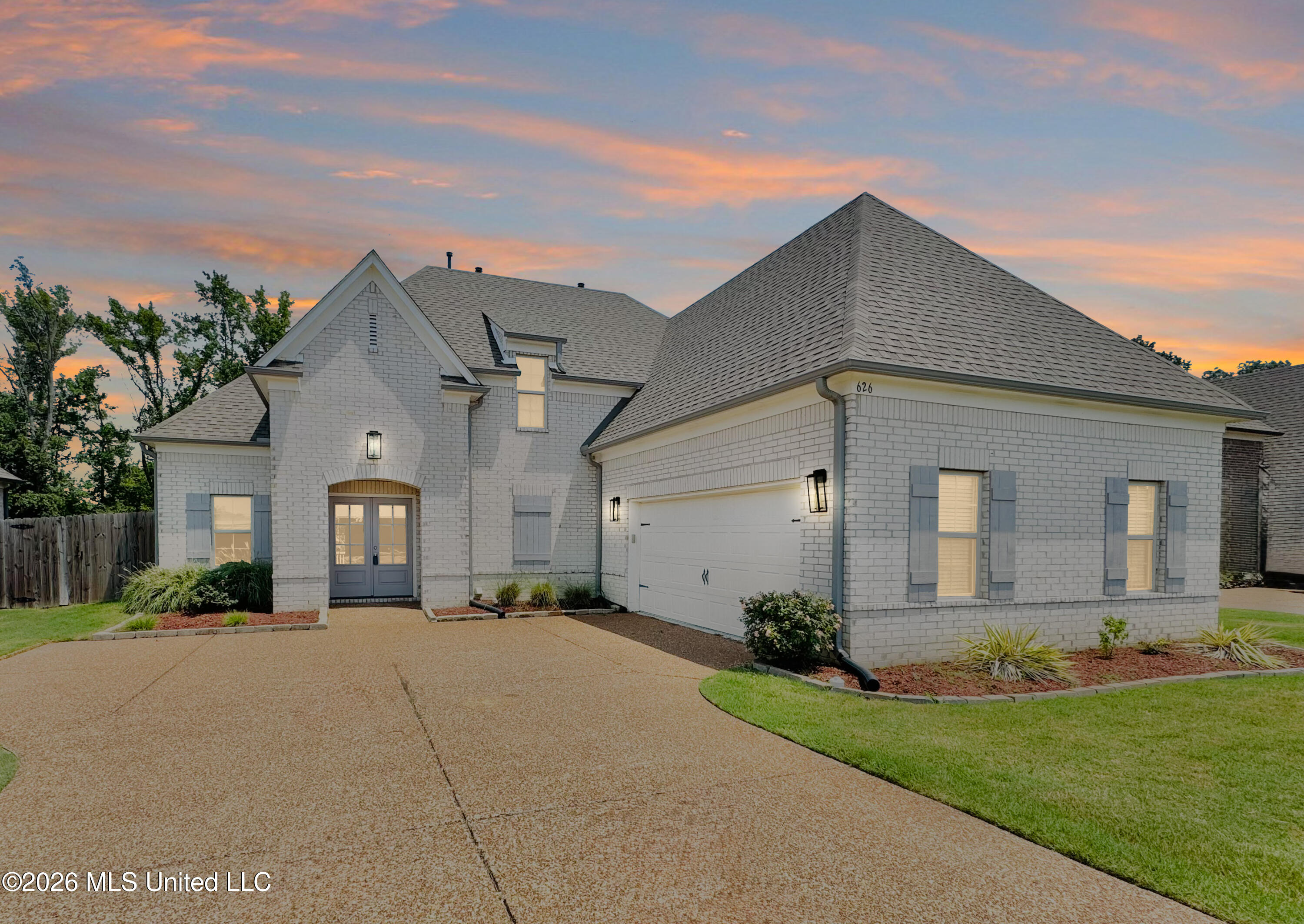 626 Dudley Drive Property Photo 1
