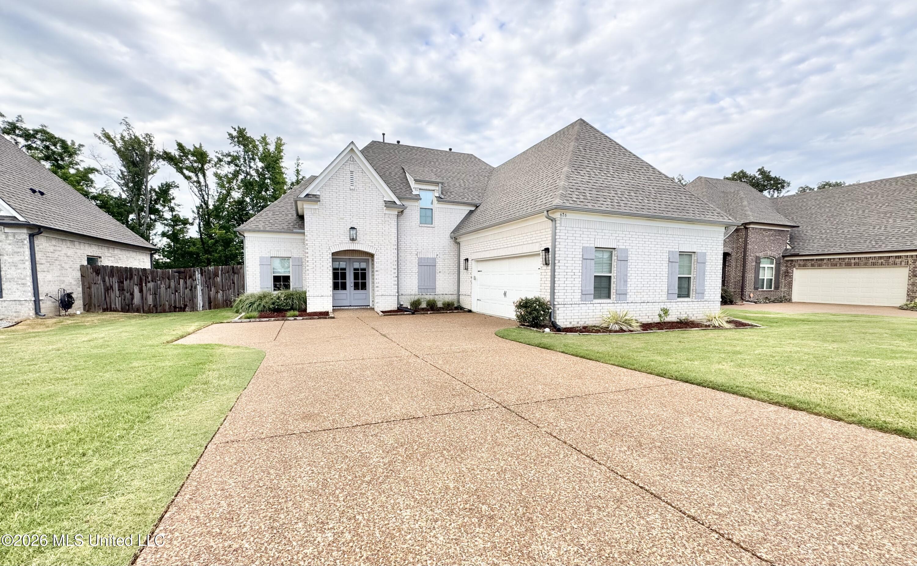 626 Dudley Drive Property Photo 4