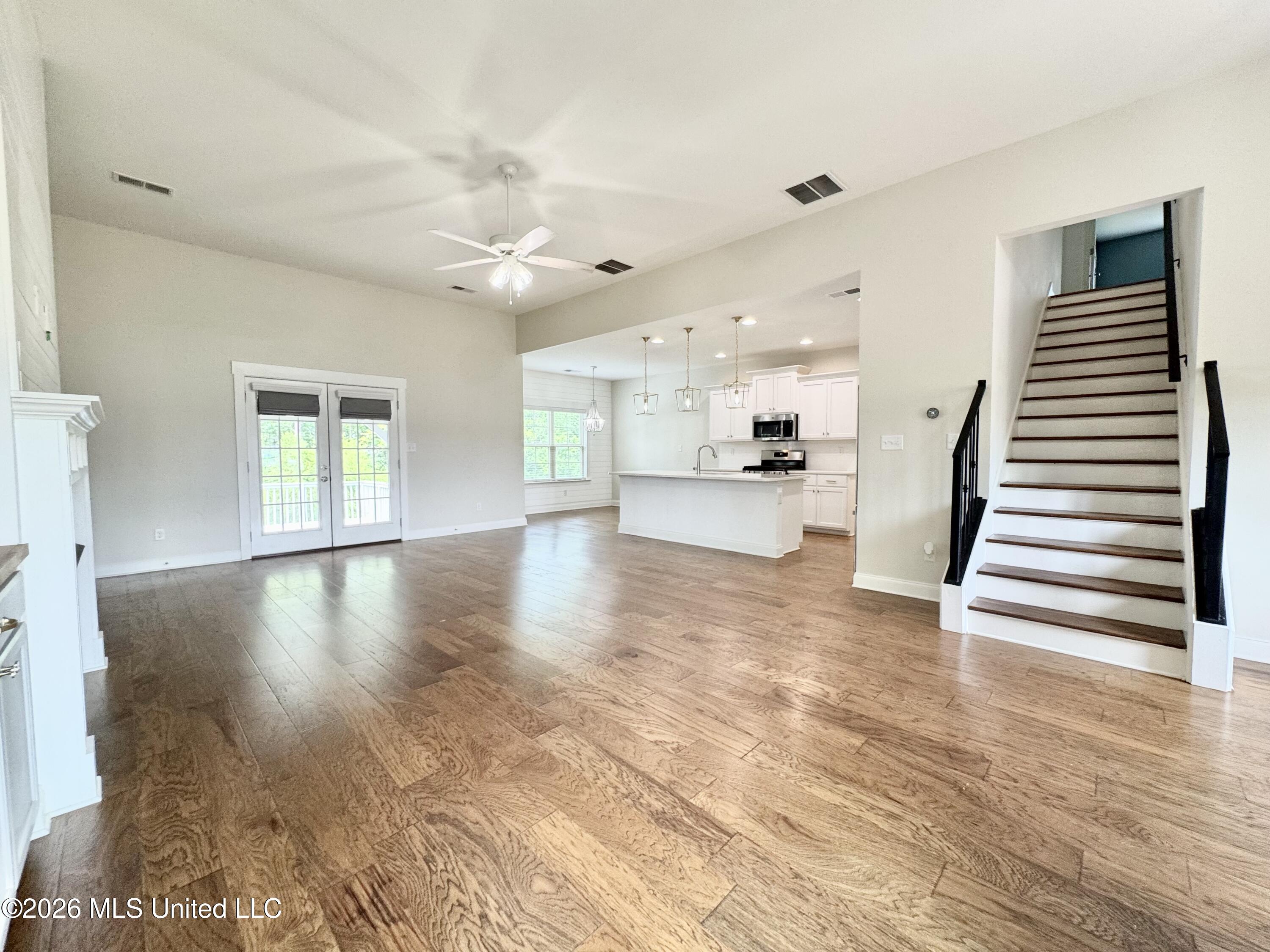 626 Dudley Drive Property Photo 11