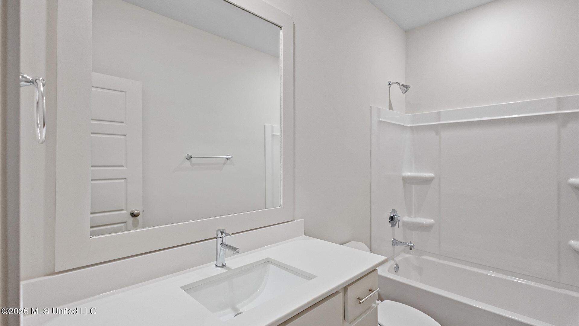 321 Castlewood Circle Property Photo 12