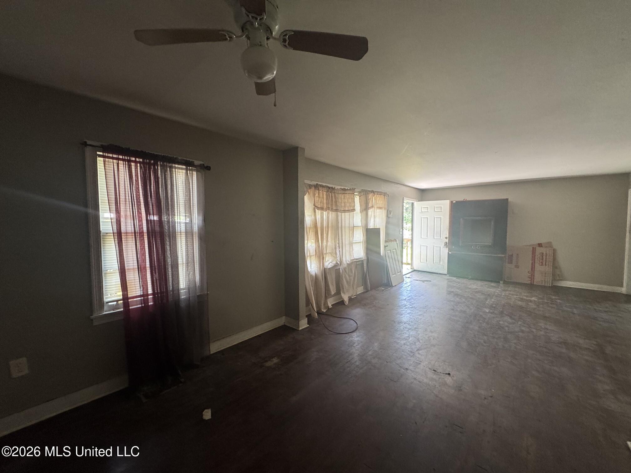 742 Kensington Place Property Photo 3