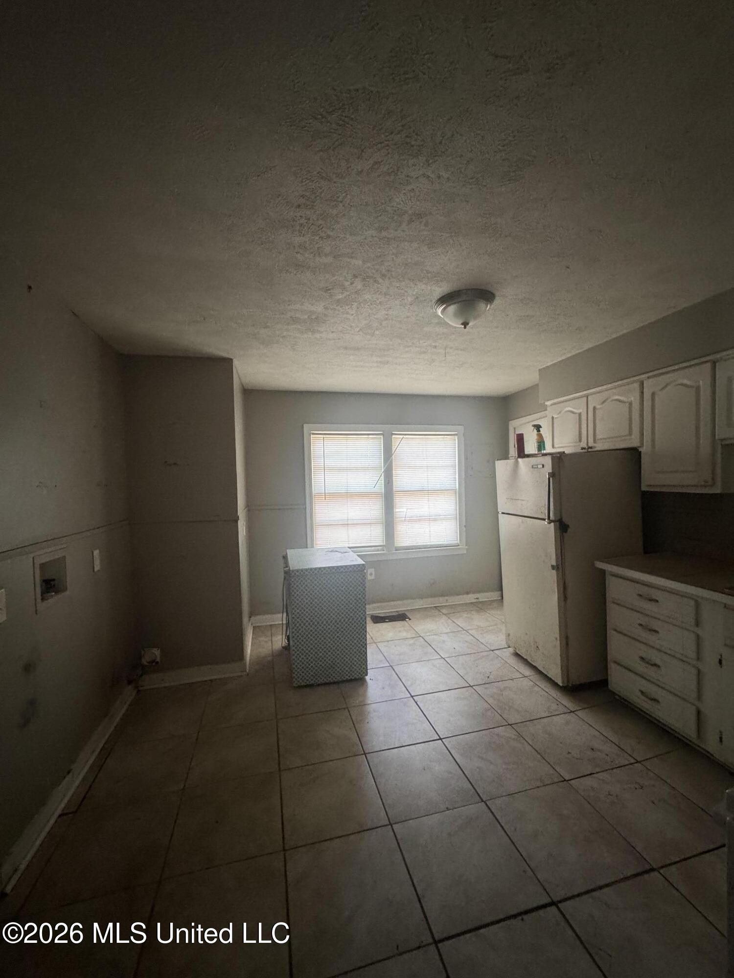 742 Kensington Place Property Photo 4
