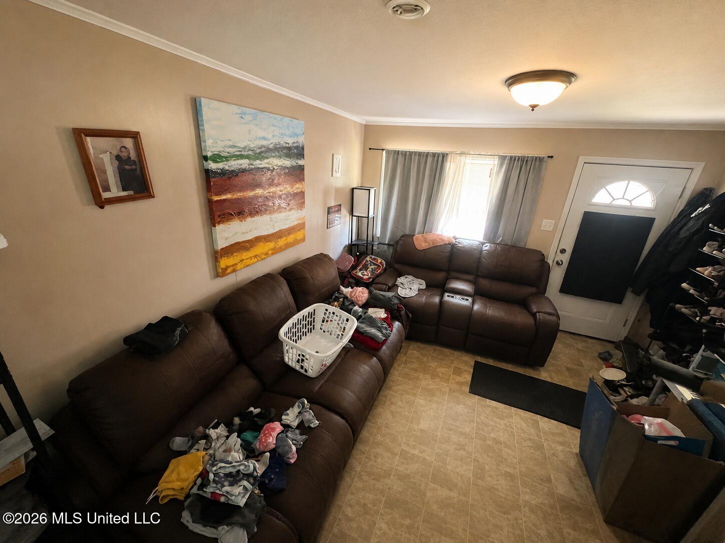 3813 Camellia Street Property Photo 2