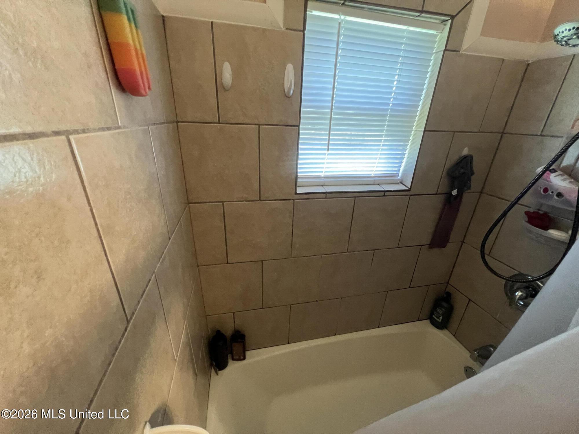 3813 Camellia Street Property Photo 3