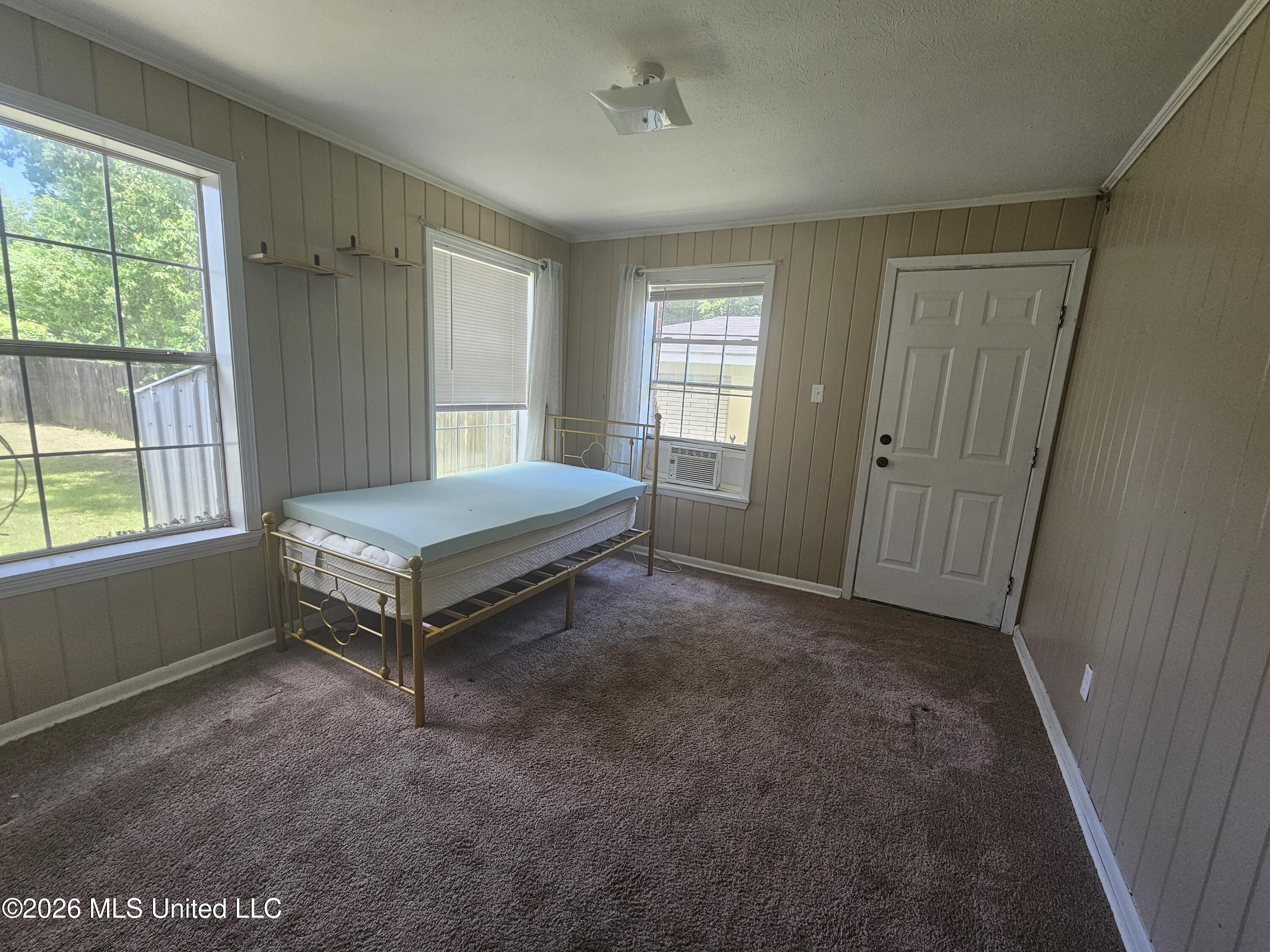 2029 Eleanor Street Property Photo 12