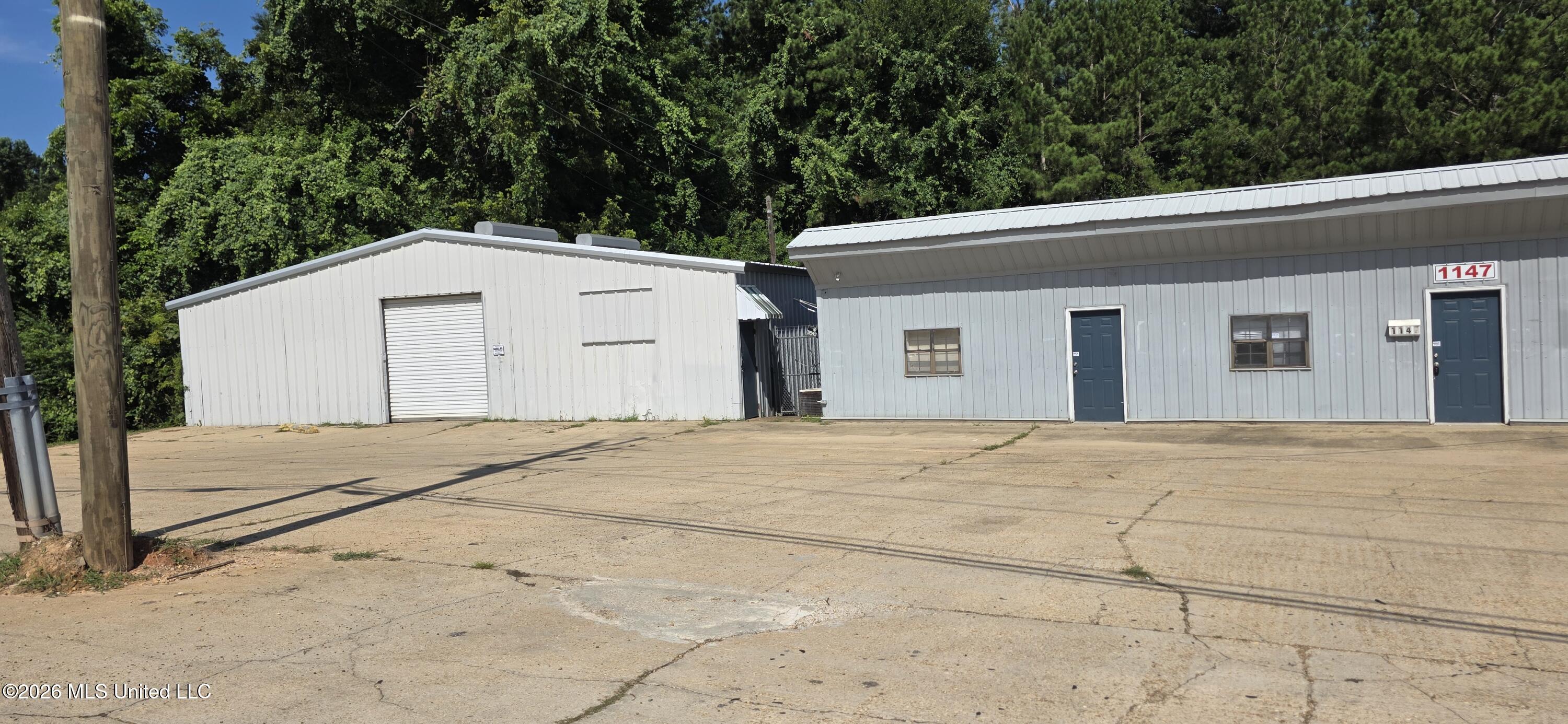 1147 Us-51 Property Photo 23