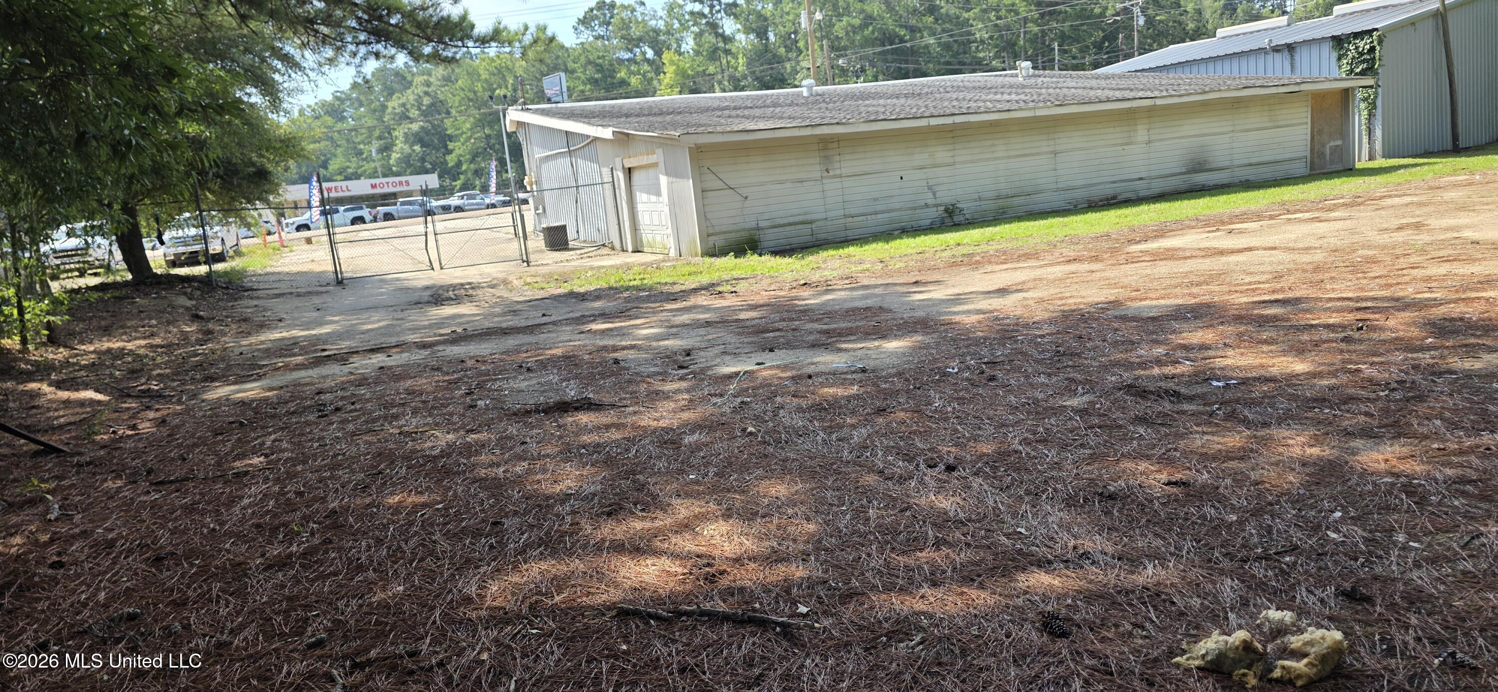 1147 Us-51 Property Photo 25