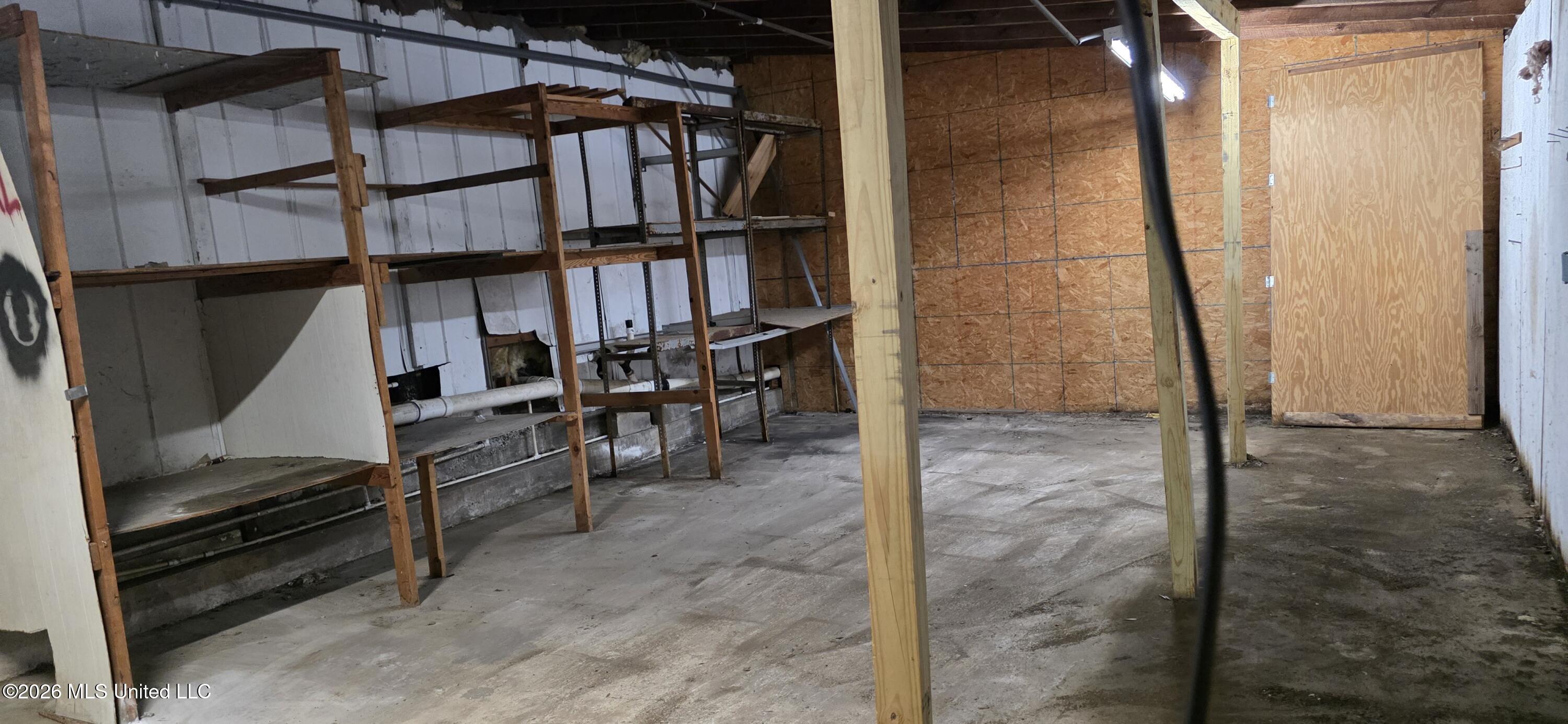 1147 Us-51 Property Photo 33