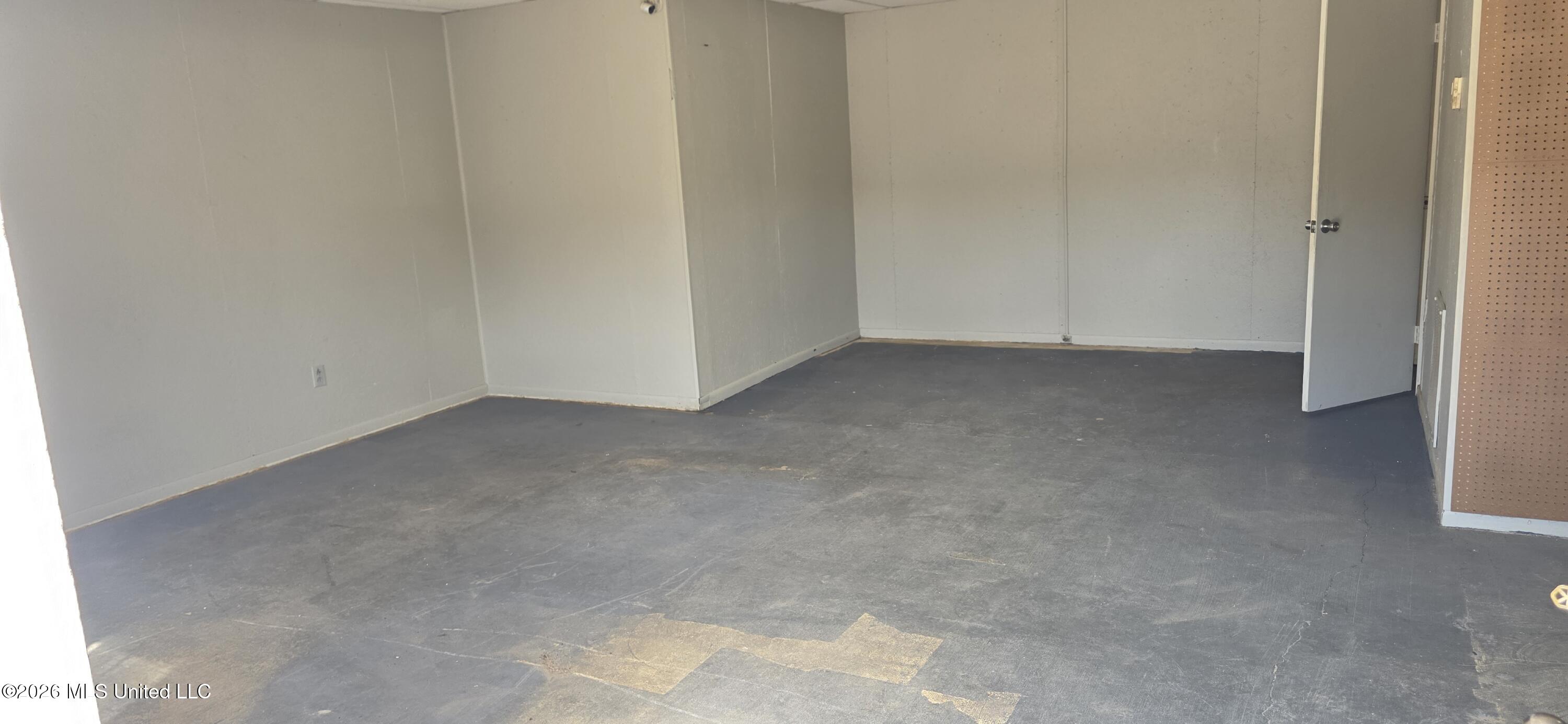 1147 Us-51 Property Photo 39