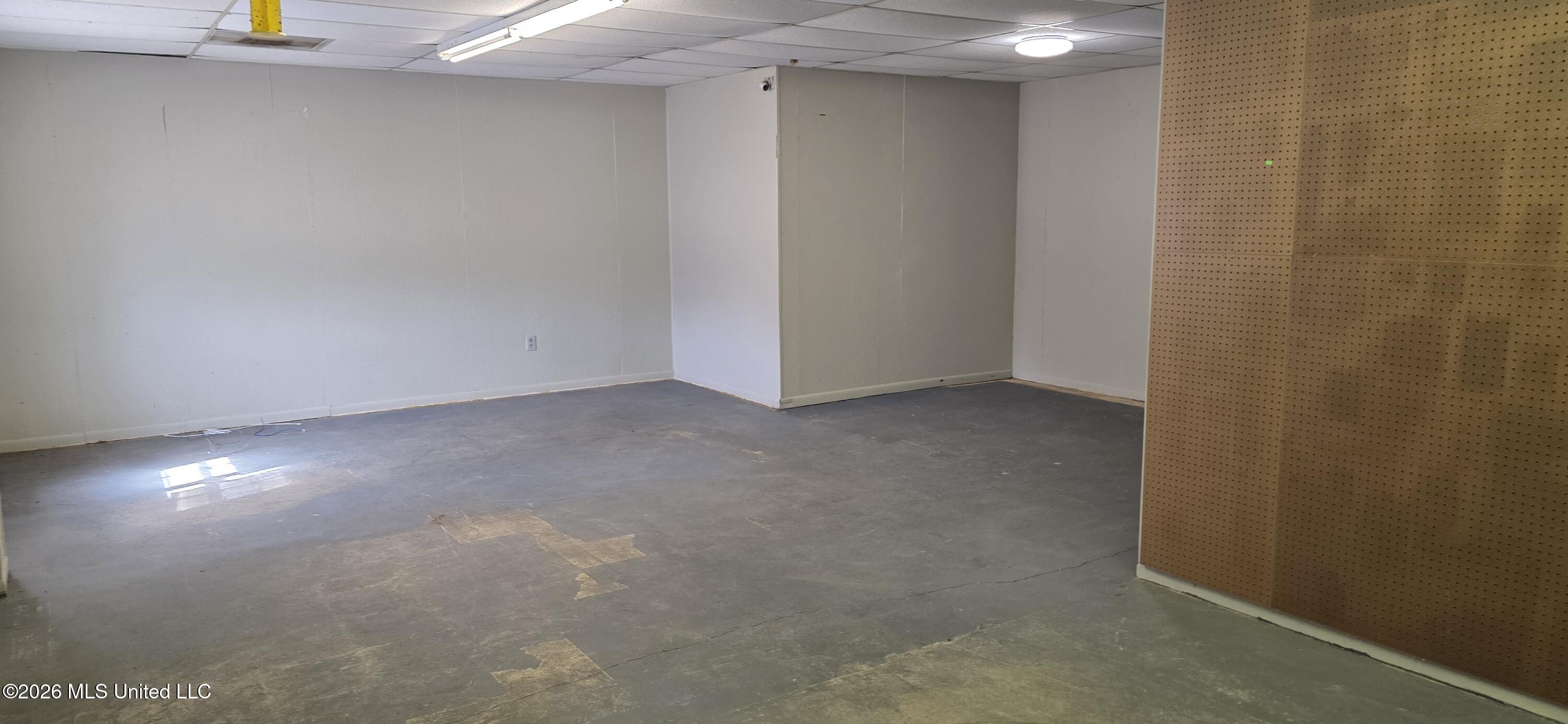 1147 Us-51 Property Photo 53